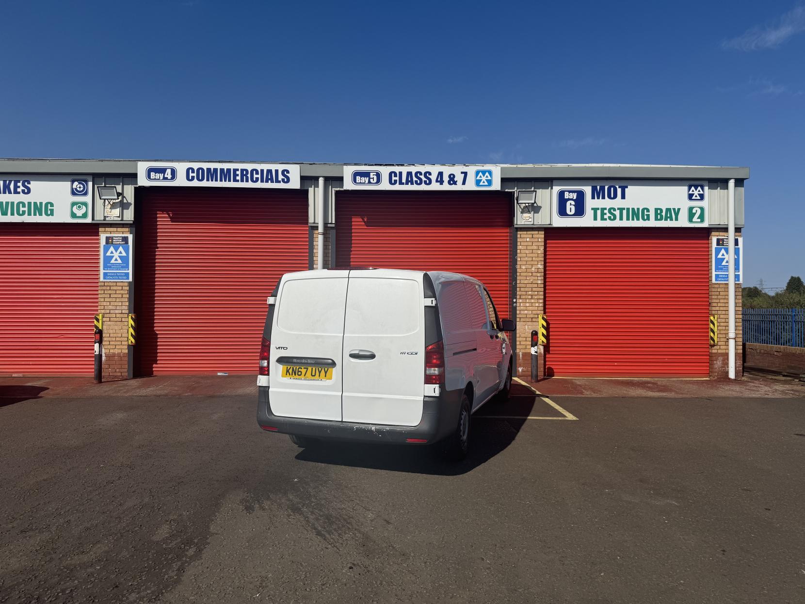 Mercedes-Benz Vito 1.6 111 CDI Panel Van 6dr Diesel Manual FWD L2 Euro 6 (114 ps)