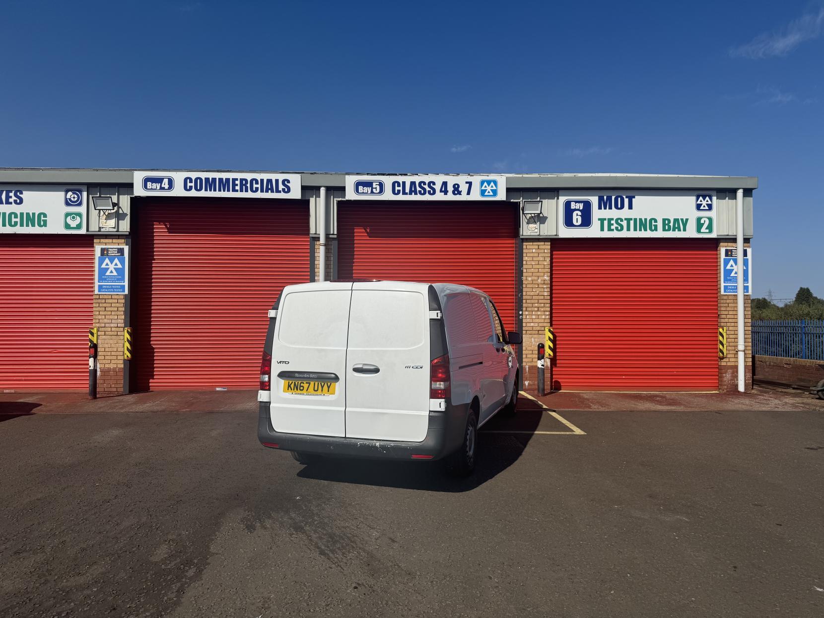Mercedes-Benz Vito 1.6 111 CDI Panel Van 6dr Diesel Manual FWD L2 Euro 6 (114 ps)