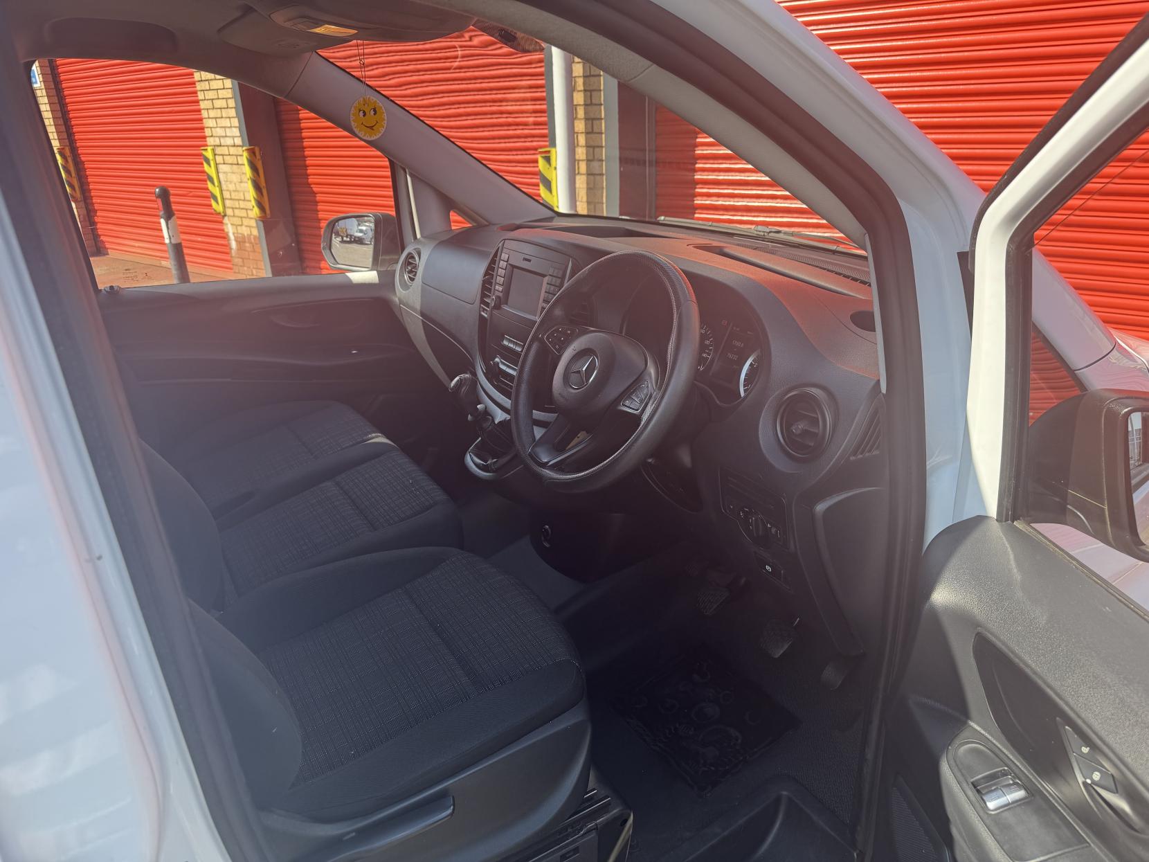 Mercedes-Benz Vito 1.6 111 CDI Panel Van 6dr Diesel Manual FWD L2 Euro 6 (114 ps)