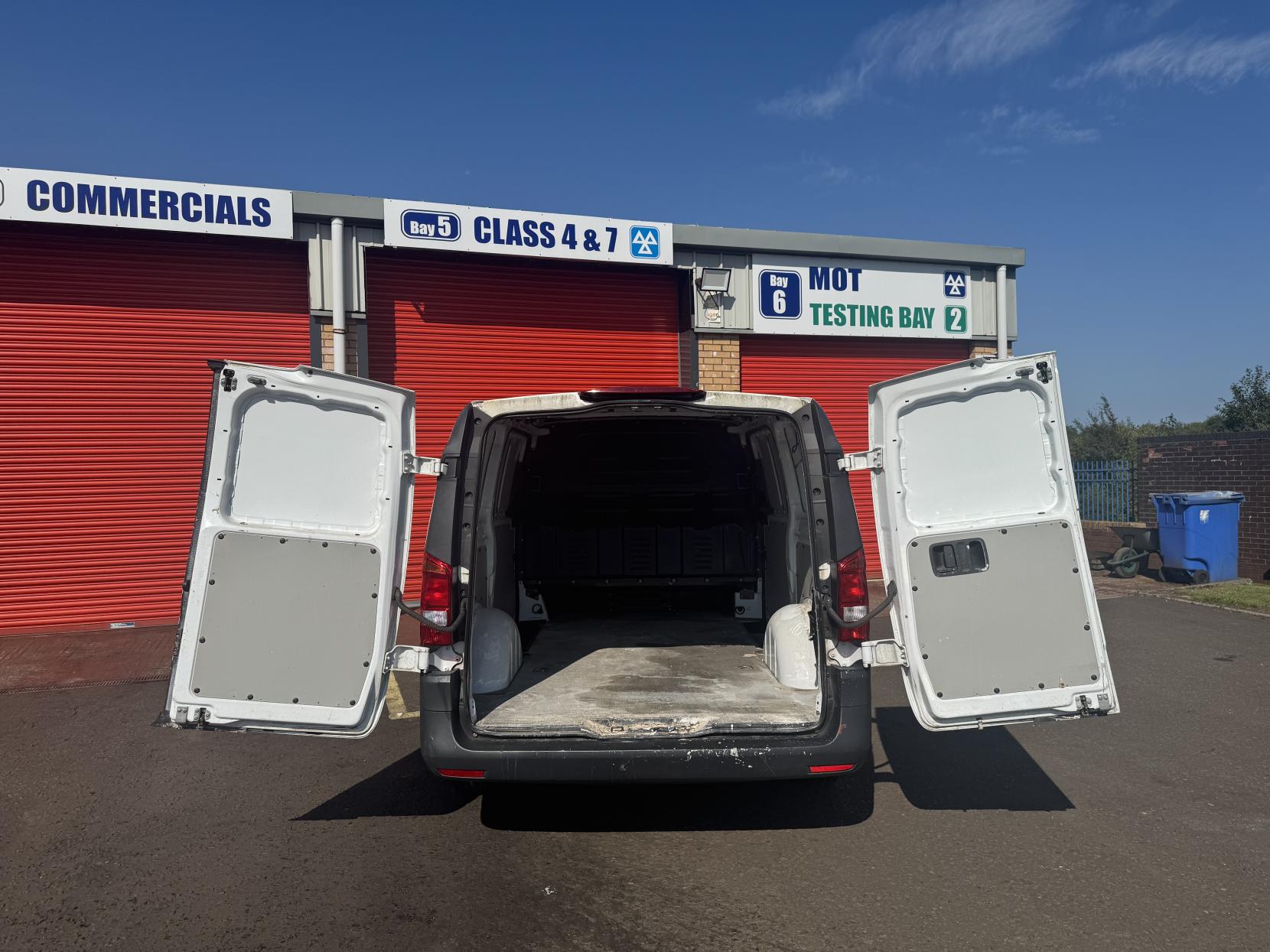 Mercedes-Benz Vito 1.6 111 CDI Panel Van 6dr Diesel Manual FWD L2 Euro 6 (114 ps)