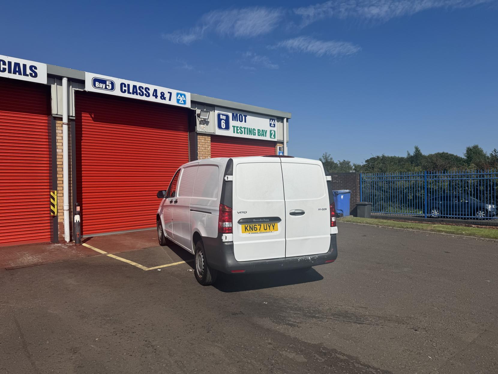 Mercedes-Benz Vito 1.6 111 CDI Panel Van 6dr Diesel Manual FWD L2 Euro 6 (114 ps)