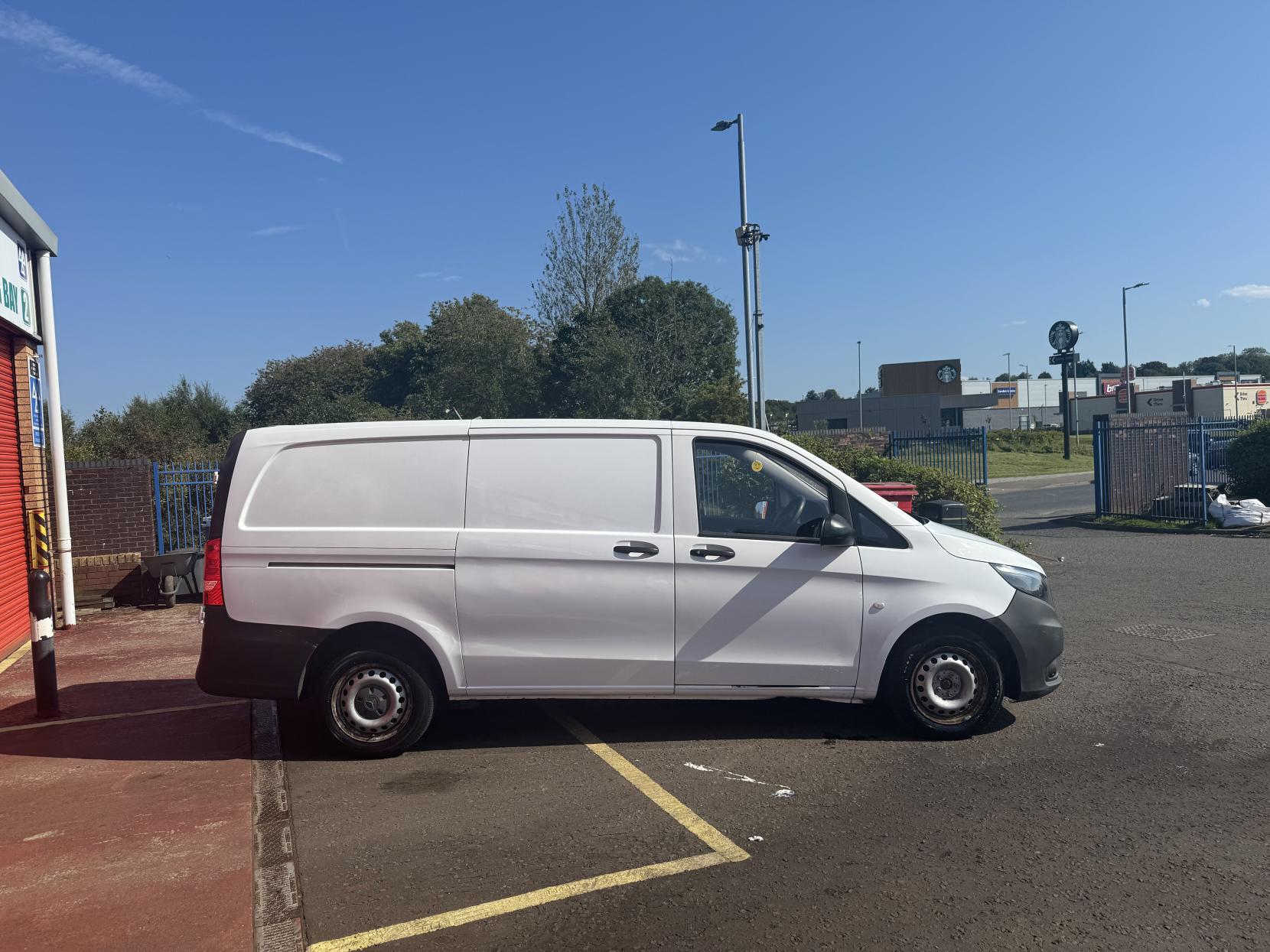 Mercedes-Benz Vito 1.6 111 CDI Panel Van 6dr Diesel Manual FWD L2 Euro 6 (114 ps)