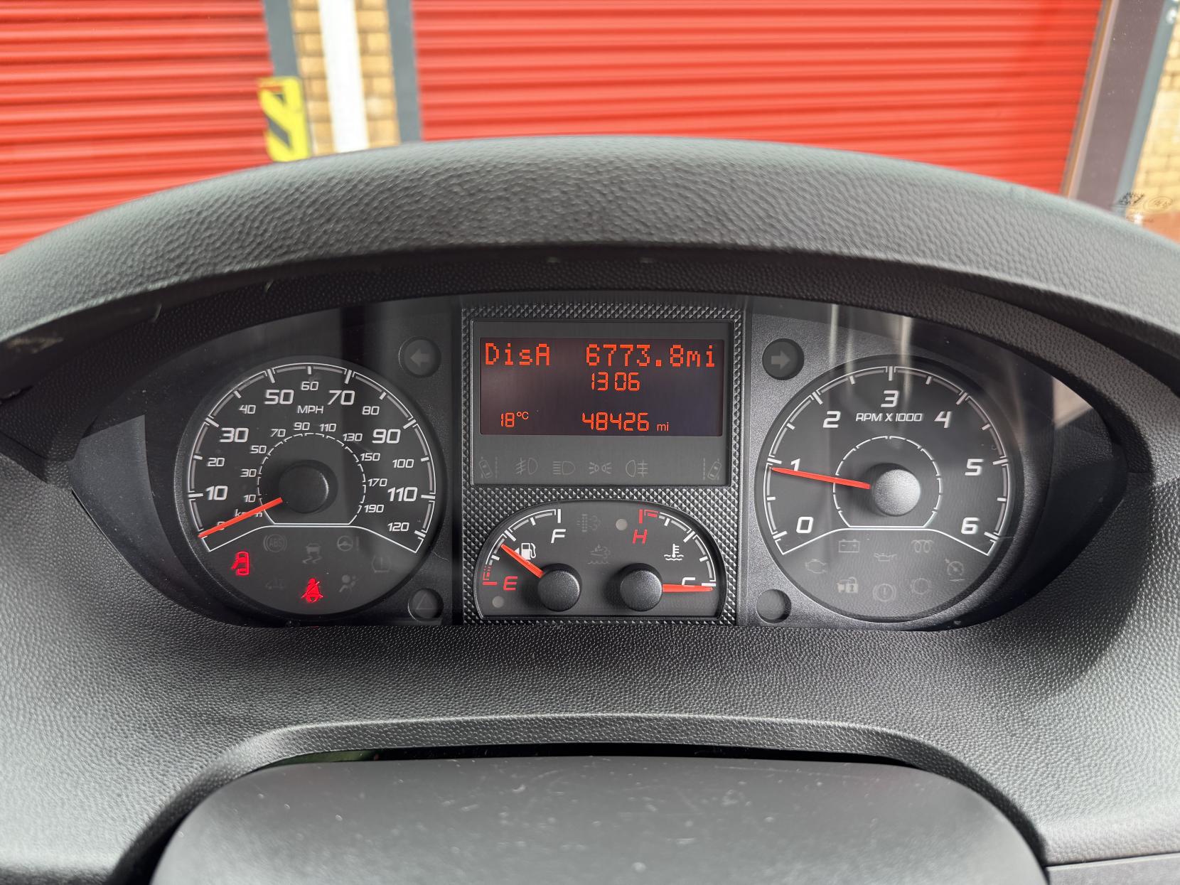 Peugeot Boxer 2.2 BlueHDi 335 Professional Panel Van 5dr Diesel Manual L3 H2 Euro 6 (s/s) (140 ps)