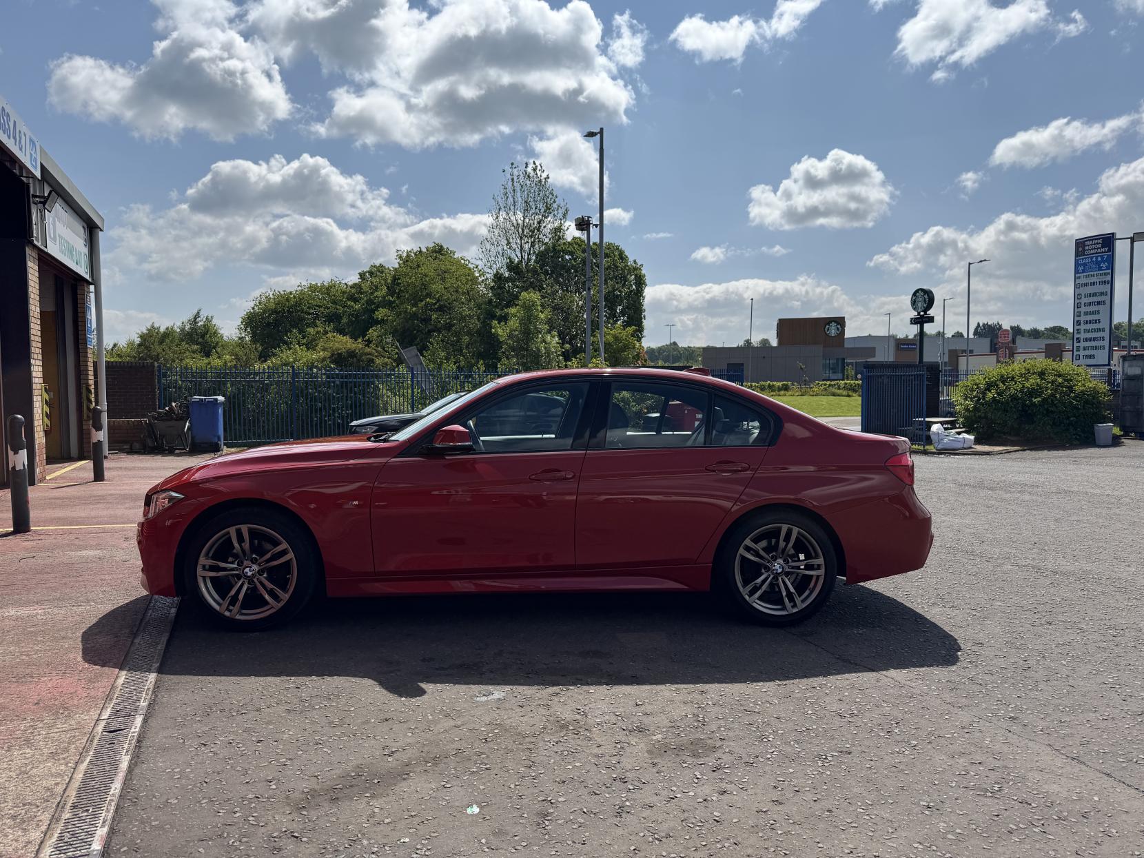 BMW 3 Series 2.0 320i M Sport Saloon 4dr Petrol Manual Euro 6 (s/s) (184 ps)