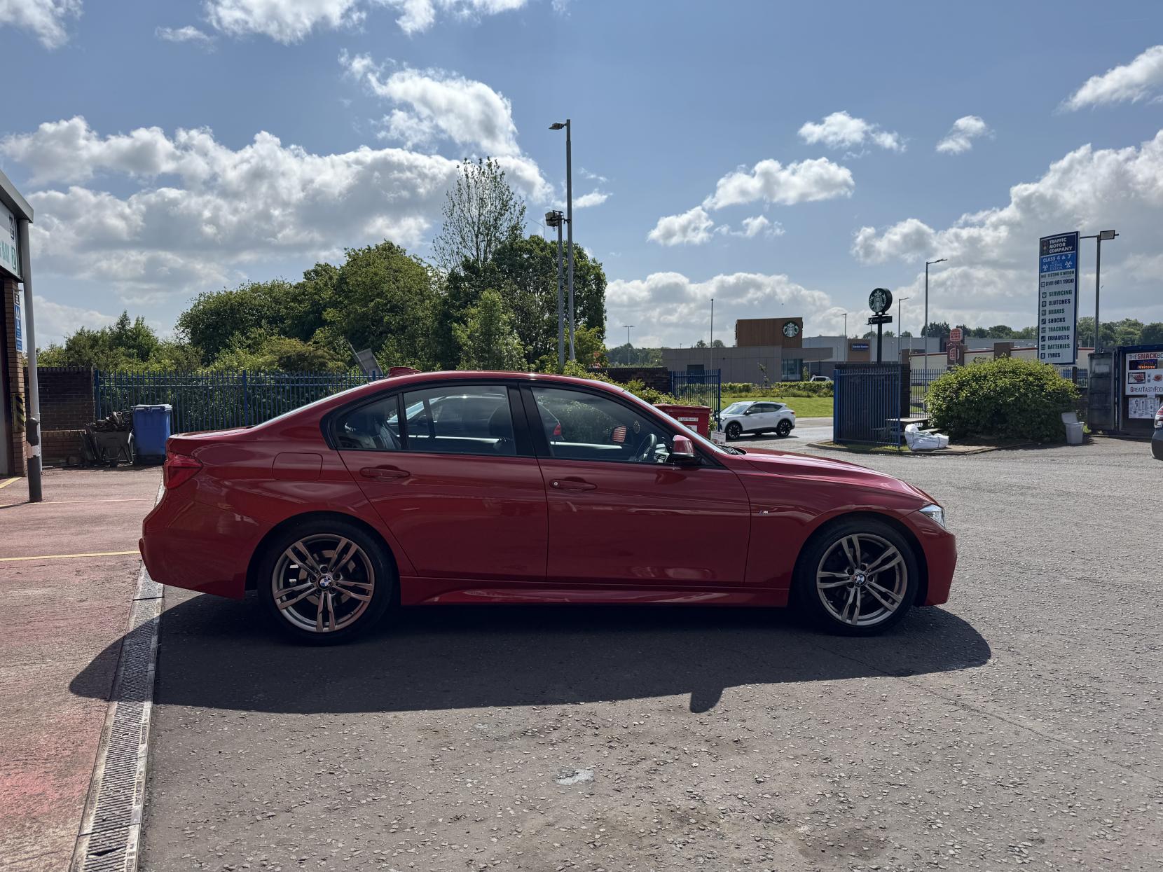 BMW 3 Series 2.0 320i M Sport Saloon 4dr Petrol Manual Euro 6 (s/s) (184 ps)