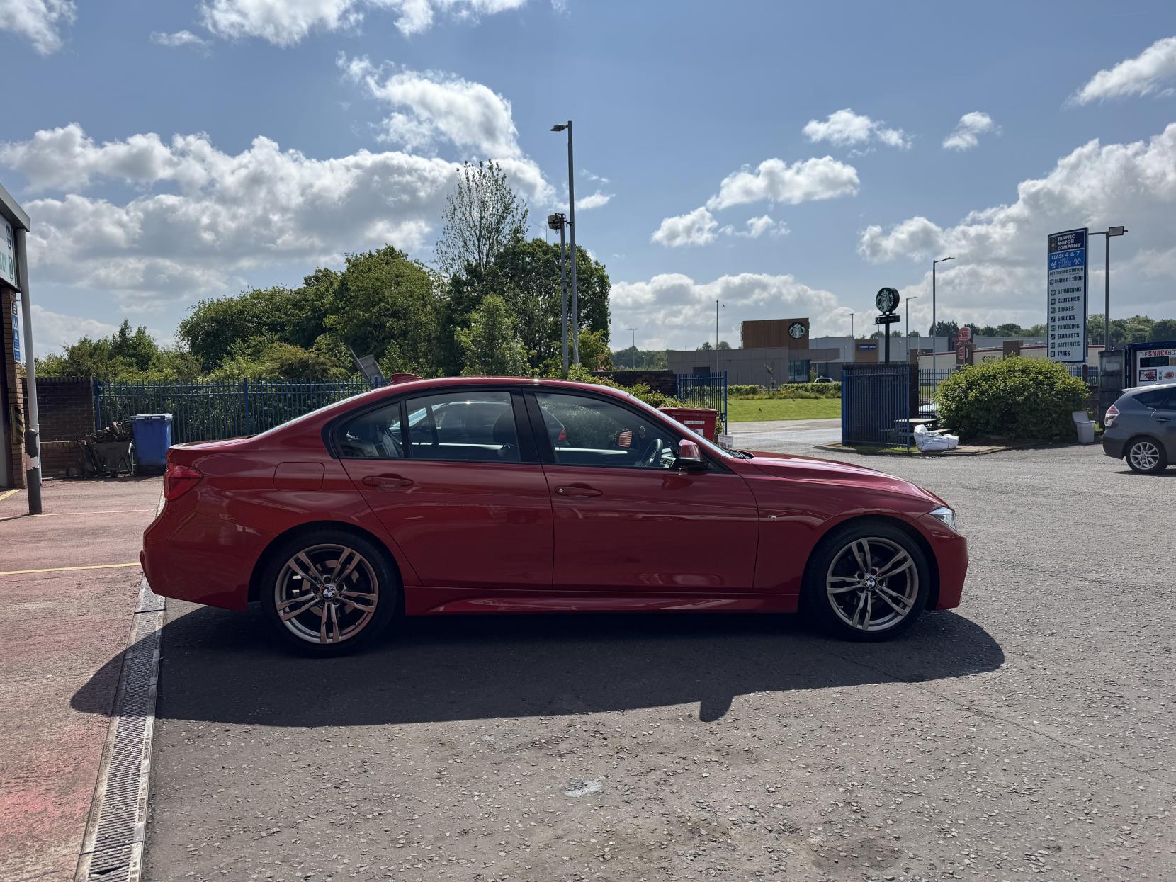 BMW 3 Series 2.0 320i M Sport Saloon 4dr Petrol Manual Euro 6 (s/s) (184 ps)