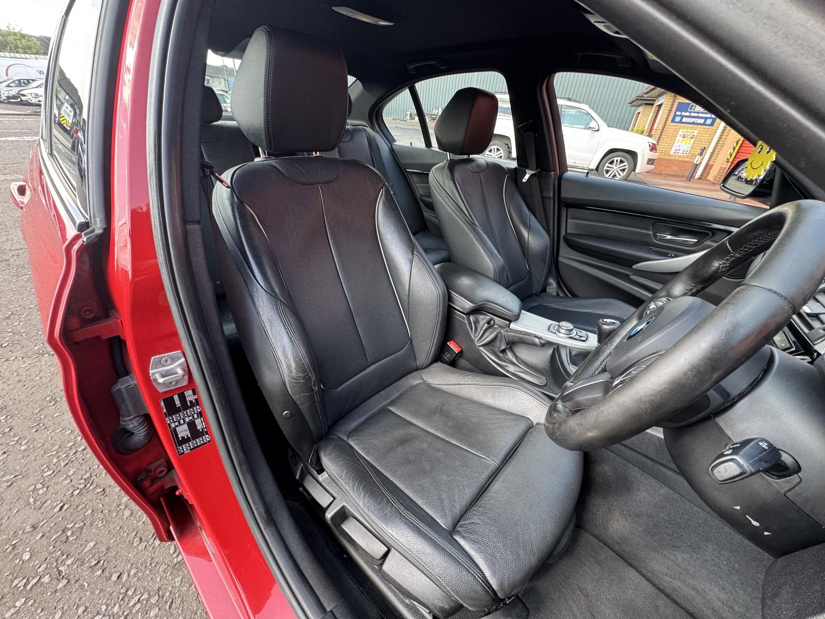 BMW 3 Series 2.0 320i M Sport Saloon 4dr Petrol Manual Euro 6 (s/s) (184 ps)