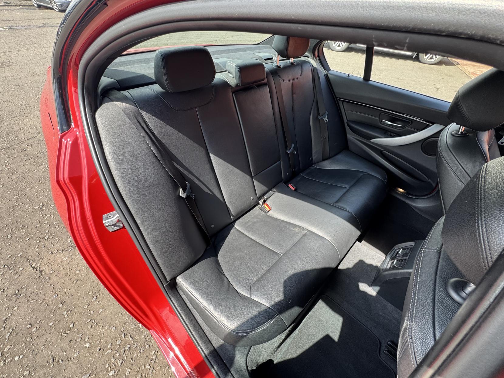 BMW 3 Series 2.0 320i M Sport Saloon 4dr Petrol Manual Euro 6 (s/s) (184 ps)