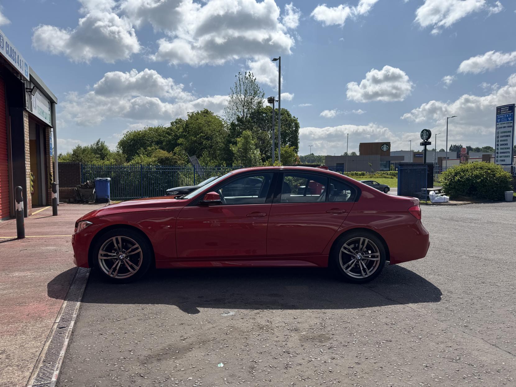 BMW 3 Series 2.0 320i M Sport Saloon 4dr Petrol Manual Euro 6 (s/s) (184 ps)