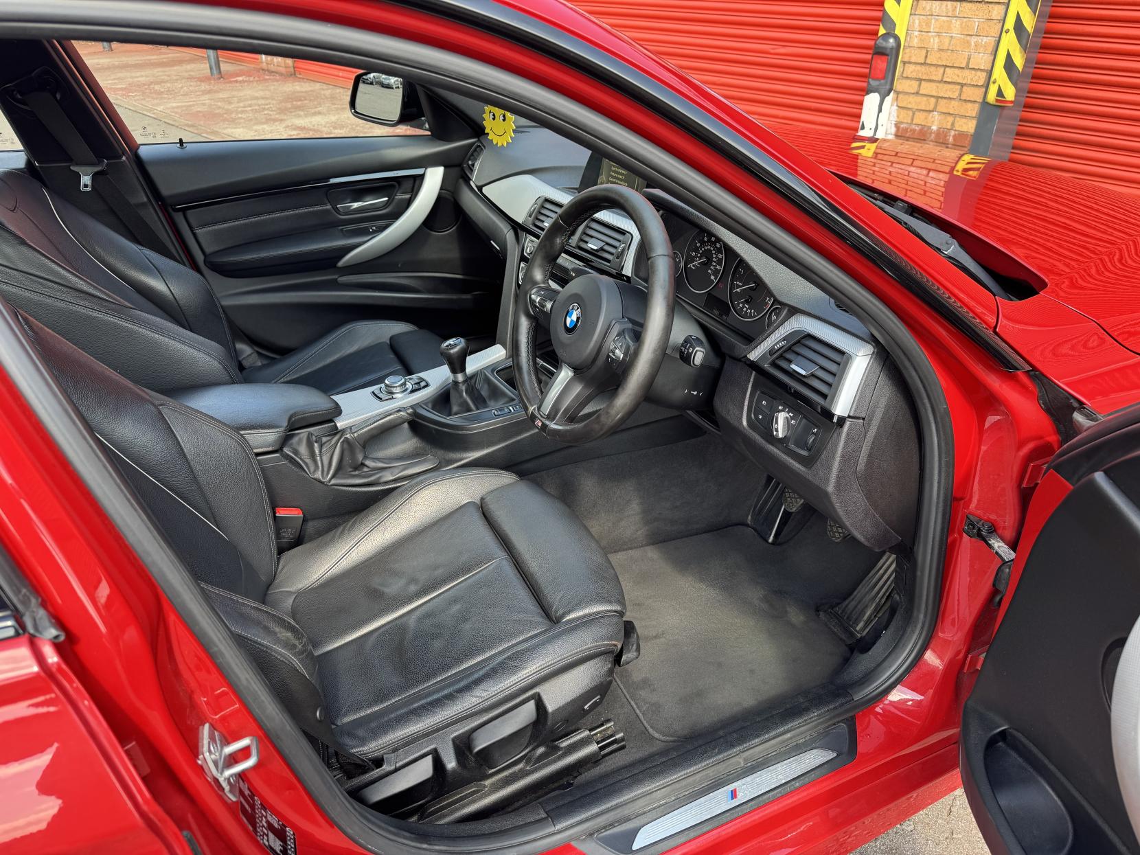 BMW 3 Series 2.0 320i M Sport Saloon 4dr Petrol Manual Euro 6 (s/s) (184 ps)