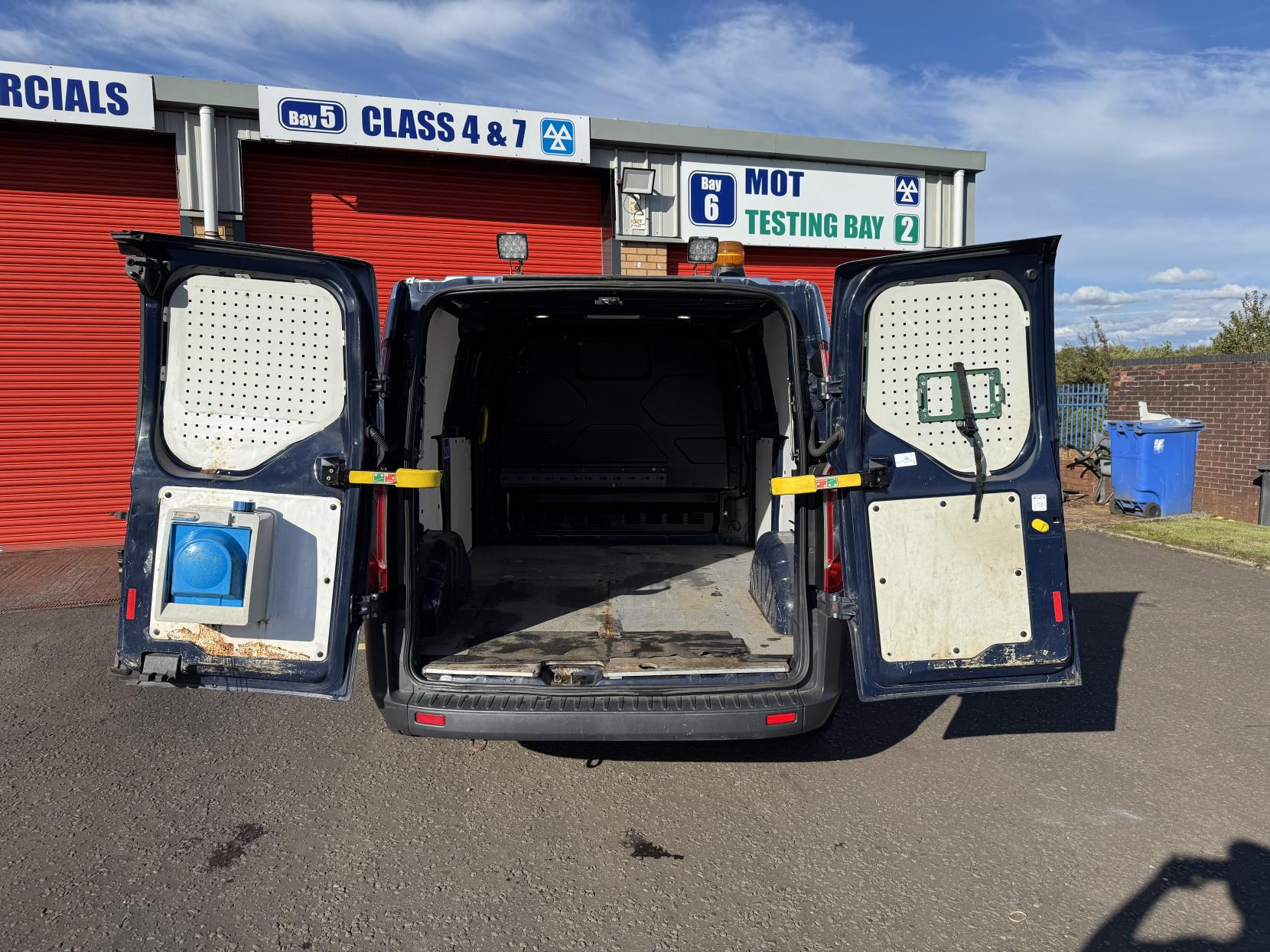 Ford Transit Custom 2.0 TDCi 340 Panel Van 5dr Diesel Manual L1 H1 (172 g/km, 128 bhp)