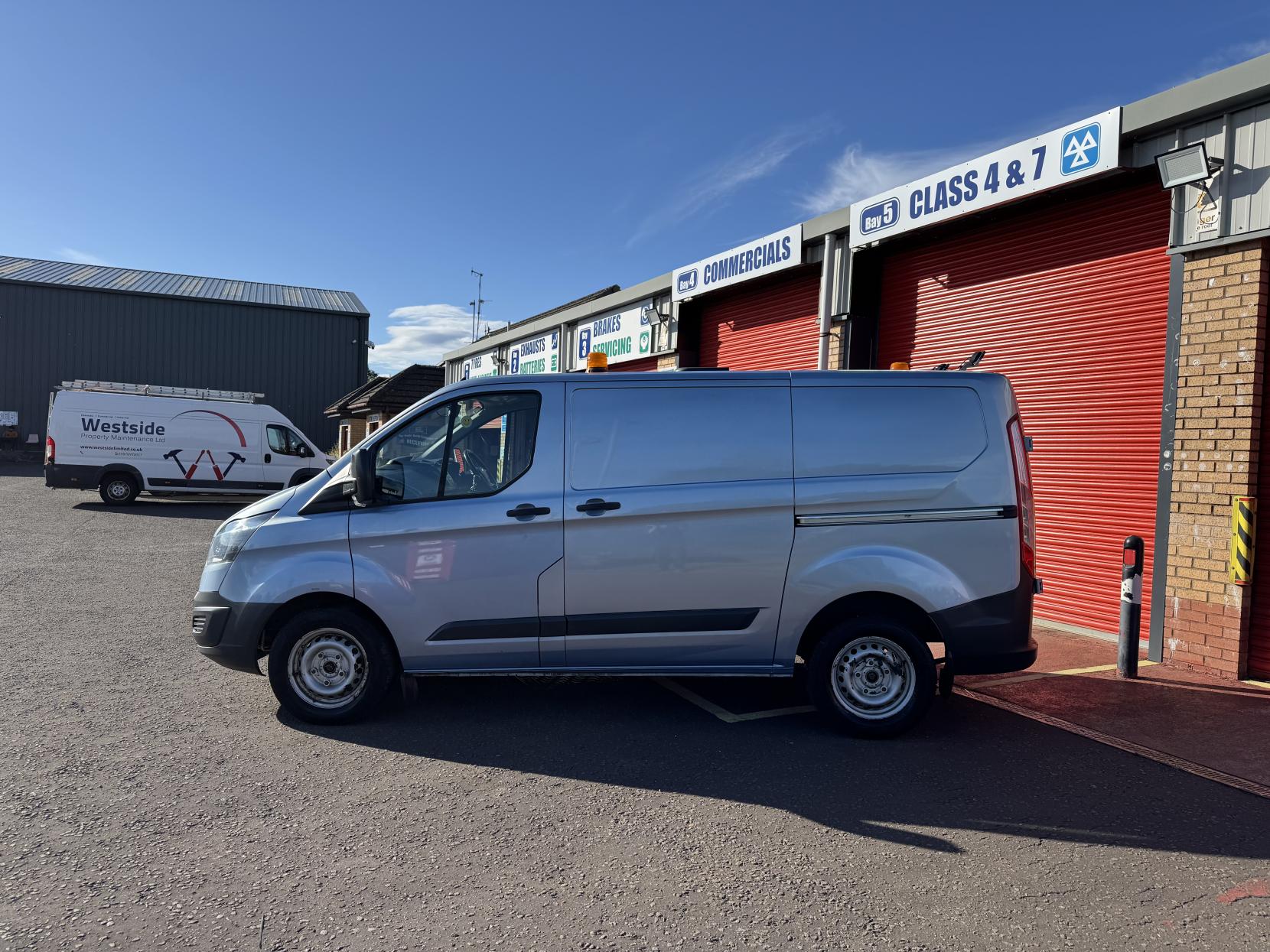 Ford Transit Custom 2.0 TDCi 340 Panel Van 5dr Diesel Manual L1 H1 (172 g/km, 128 bhp)