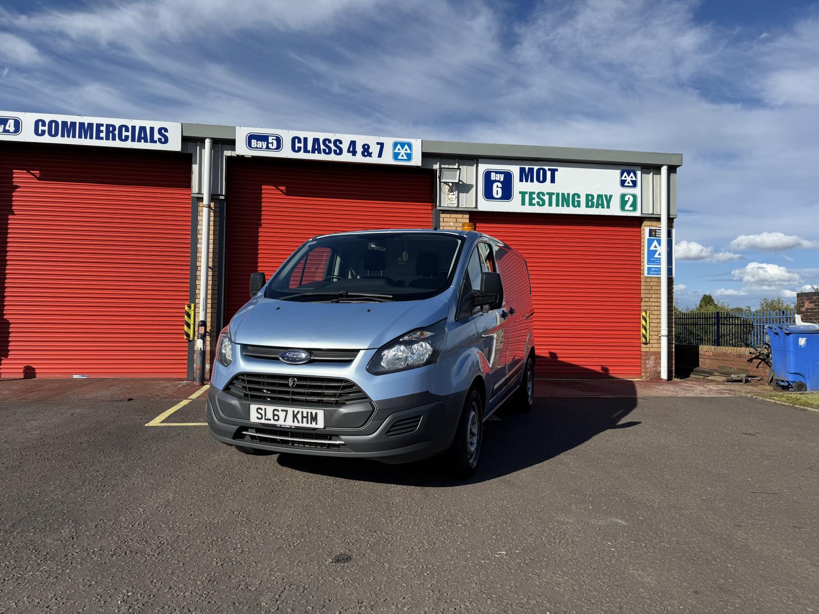 Ford Transit Custom 2.0 TDCi 340 Panel Van 5dr Diesel Manual L1 H1 (172 g/km, 128 bhp)