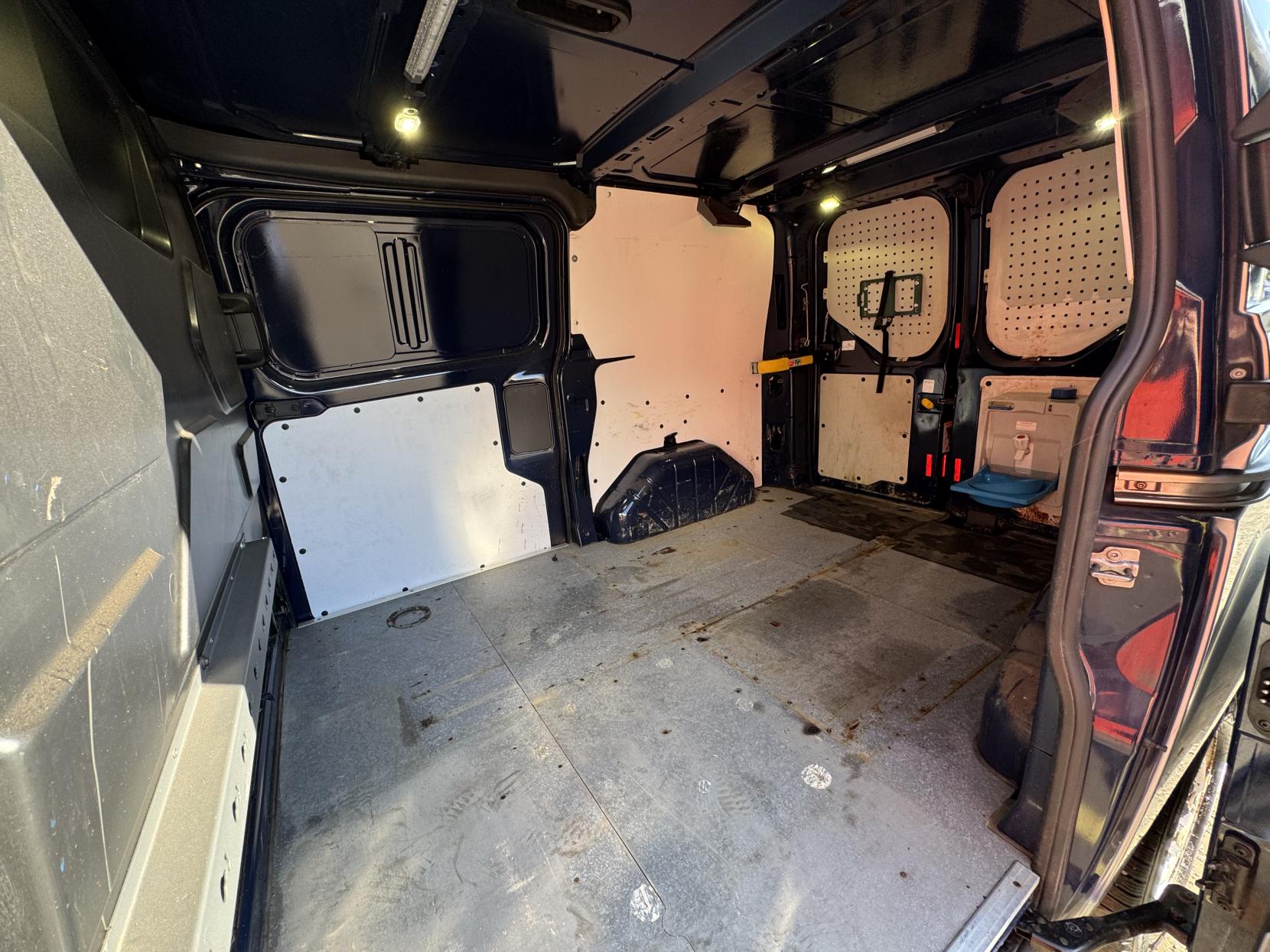 Ford Transit Custom 2.0 TDCi 340 Panel Van 5dr Diesel Manual L1 H1 (172 g/km, 128 bhp)