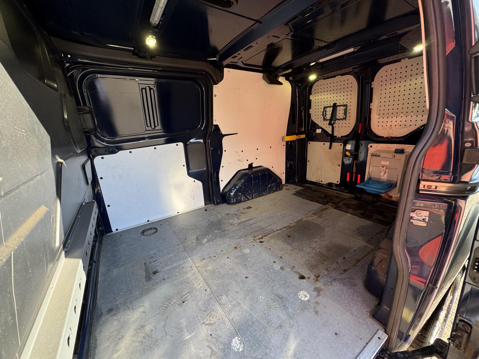 Ford Transit Custom 2.0 TDCi 340 Panel Van 5dr Diesel Manual L1 H1 (172 g/km, 128 bhp)