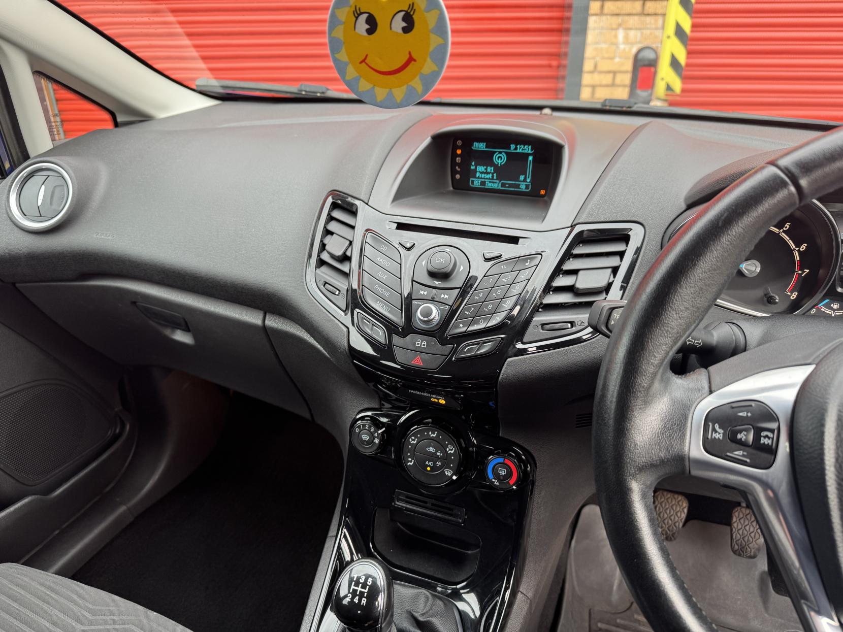 Ford Fiesta 1.25 Zetec Hatchback 5dr Petrol Manual Euro 5 (82 ps)