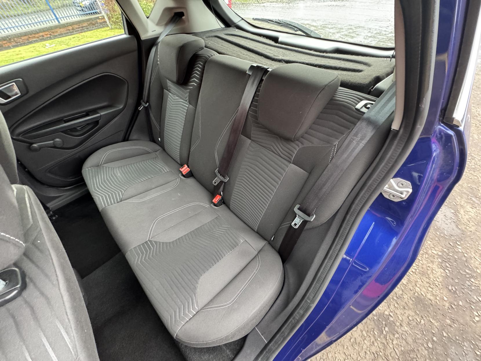 Ford Fiesta 1.25 Zetec Hatchback 5dr Petrol Manual Euro 5 (82 ps)