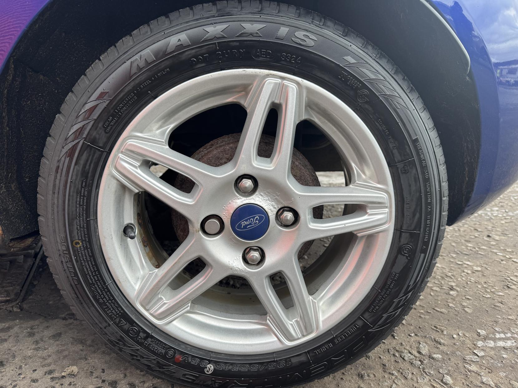 Ford Fiesta 1.25 Zetec Hatchback 5dr Petrol Manual Euro 5 (82 ps)