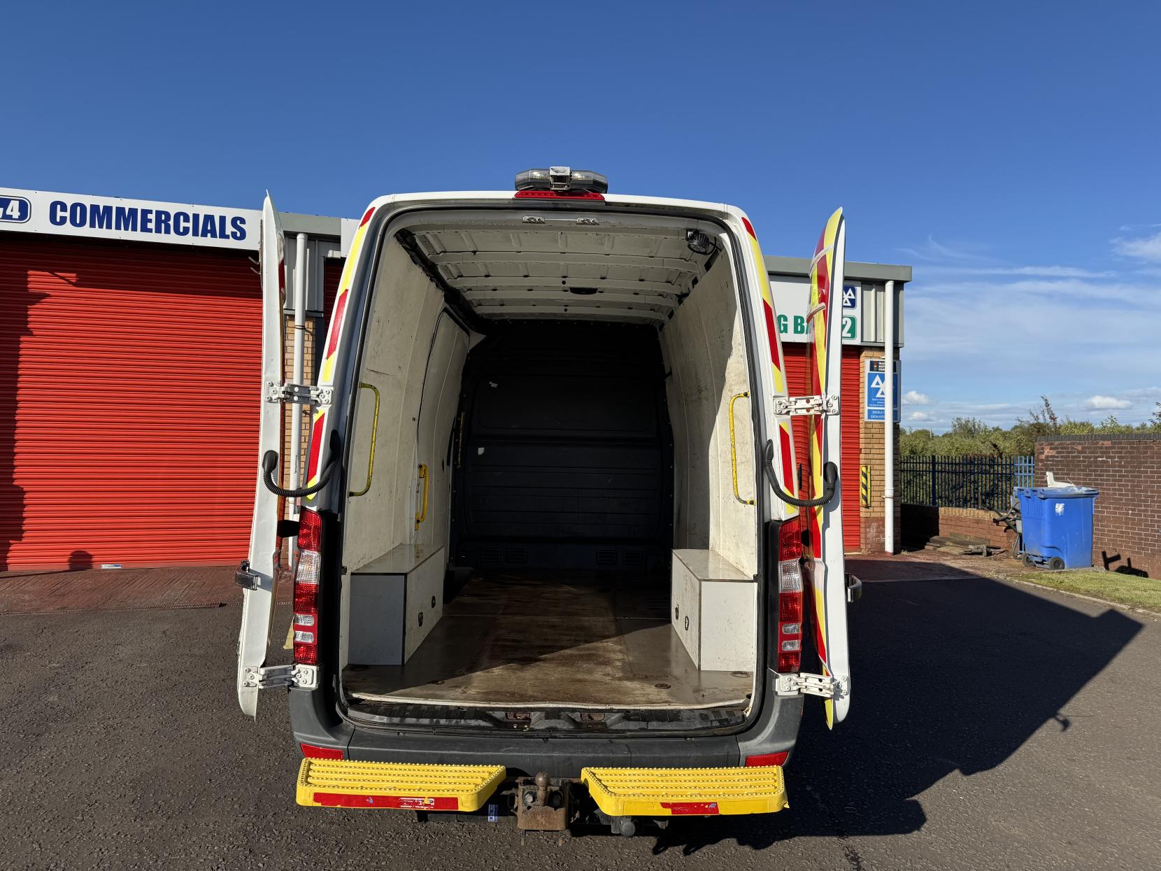 Mercedes-Benz Sprinter 2.1 314 CDi Panel Van 5dr Diesel Manual RWD L2 (213 g/km, 140 bhp)