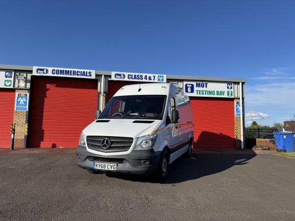 Mercedes-Benz Sprinter 2.1 314 CDi Panel Van 5dr Diesel Manual RWD L2 (213 g/km, 140 bhp)