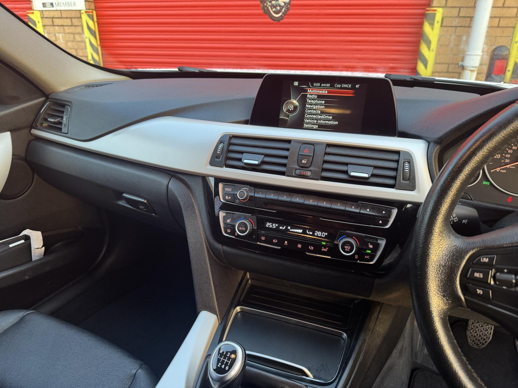 BMW 3 Series 2.0 320d ED Plus Saloon 4dr Diesel Manual Euro 6 (s/s) (163 ps)