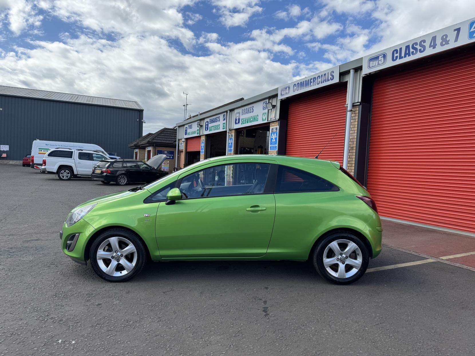Vauxhall Corsa 1.2i ecoFLEX 16V SXi Hatchback 3dr Petrol Manual Euro 5 (s/s) (A/C) (85 ps)