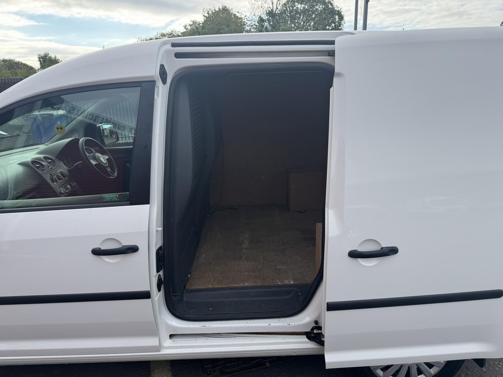Volkswagen Caddy 1.6 TDI C20 Startline Panel Van 4dr Diesel Manual L1 H1 (149 g/km, 101 bhp)