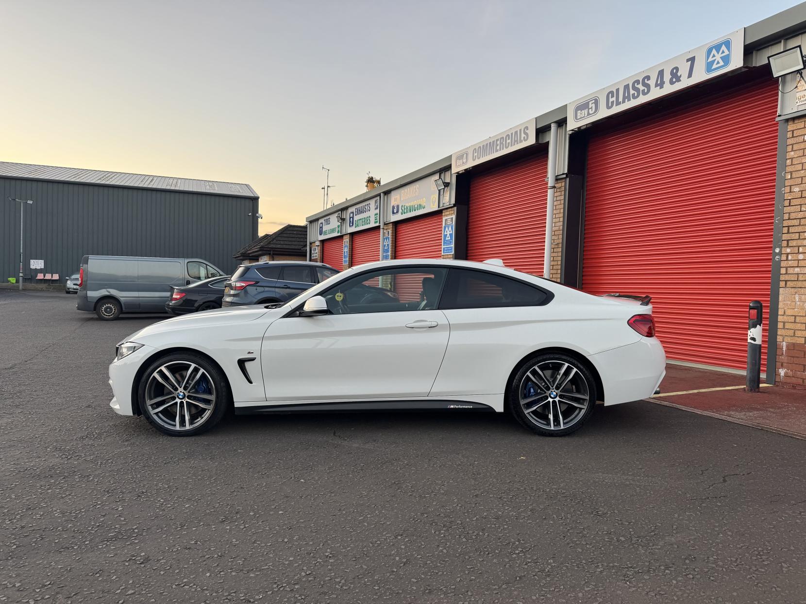 BMW 4 Series 2.0 420i M Sport Coupe 2dr Petrol Auto Euro 6 (s/s) (184 ps)