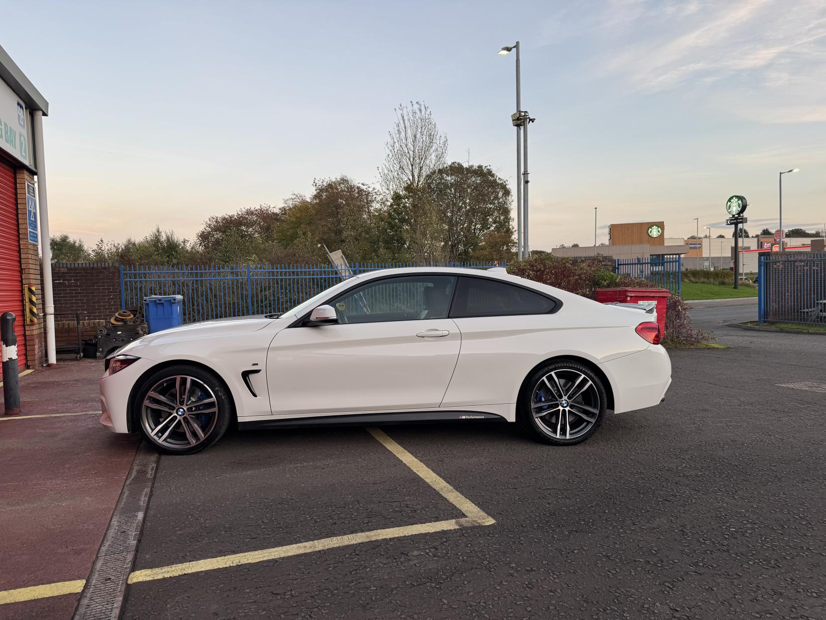BMW 4 Series 2.0 420i M Sport Coupe 2dr Petrol Auto Euro 6 (s/s) (184 ps)