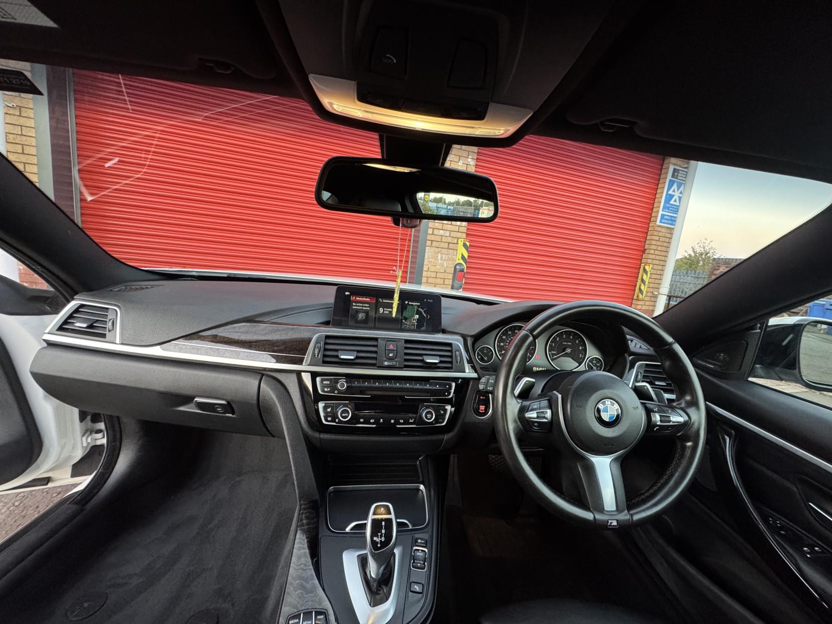 BMW 4 Series 2.0 420i M Sport Coupe 2dr Petrol Auto Euro 6 (s/s) (184 ps)