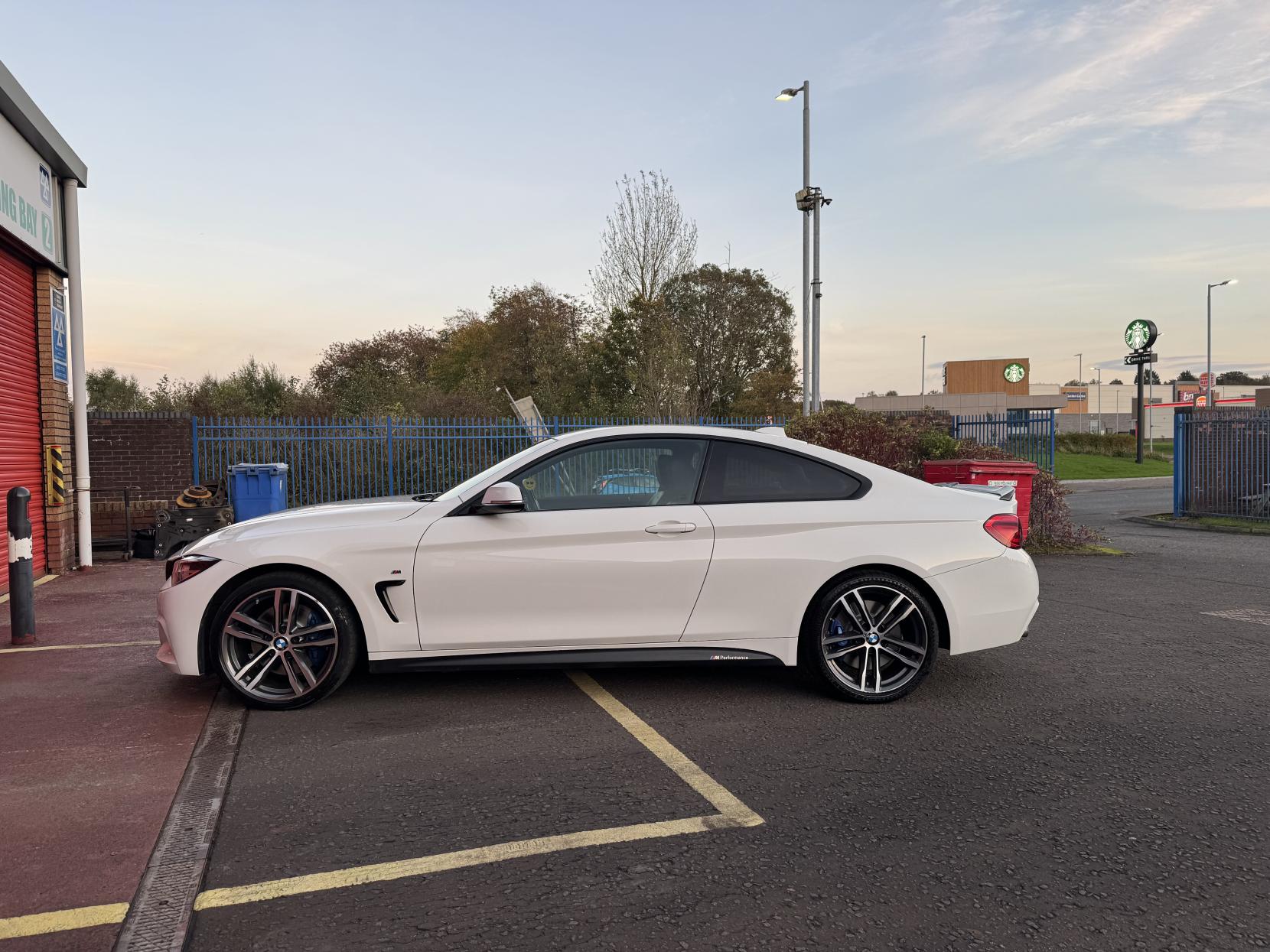 BMW 4 Series 2.0 420i M Sport Coupe 2dr Petrol Auto Euro 6 (s/s) (184 ps)