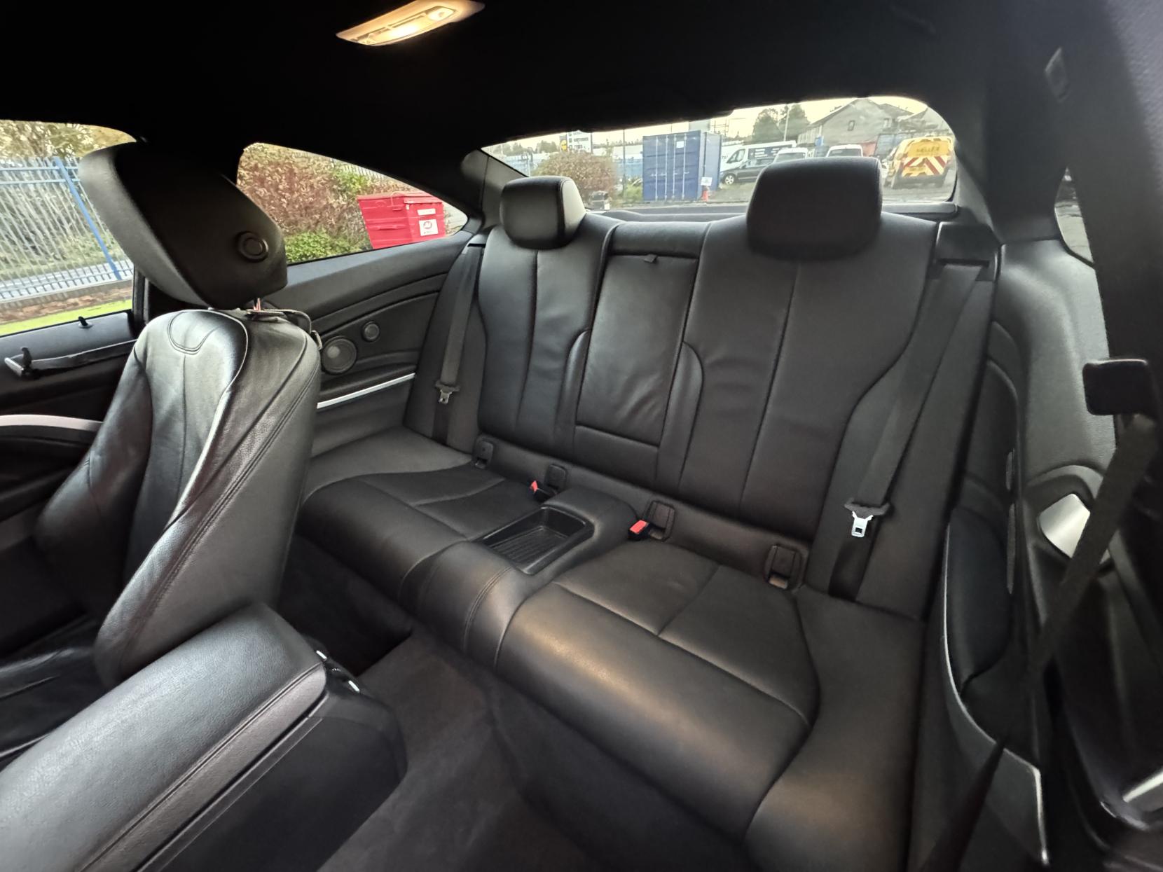 BMW 4 Series 2.0 420i M Sport Coupe 2dr Petrol Auto Euro 6 (s/s) (184 ps)
