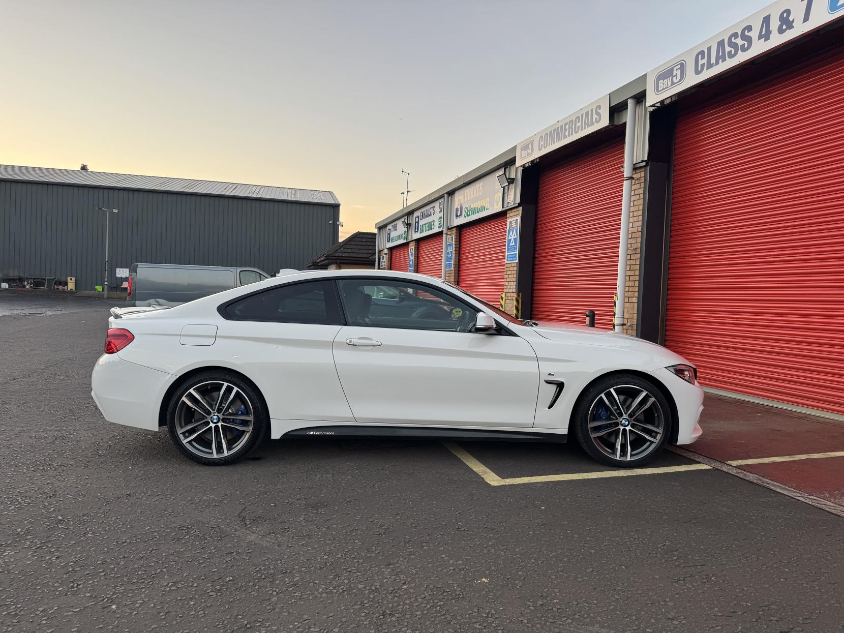 BMW 4 Series 2.0 420i M Sport Coupe 2dr Petrol Auto Euro 6 (s/s) (184 ps)