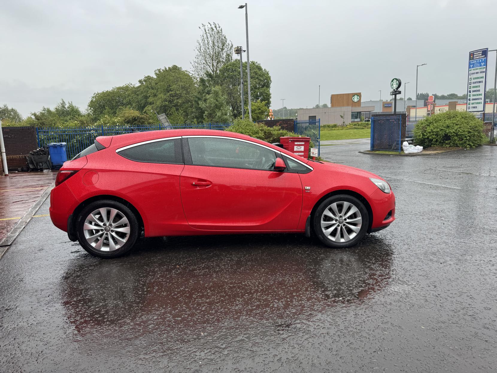Vauxhall Astra GTC 1.4T 16V SRi Coupe 3dr Petrol Manual Euro 5 (s/s) (120 ps)