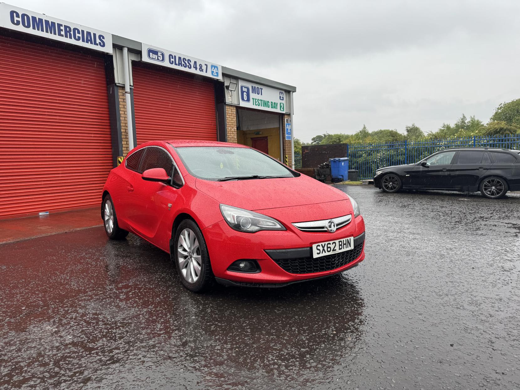 Vauxhall Astra GTC 1.4T 16V SRi Coupe 3dr Petrol Manual Euro 5 (s/s) (120 ps)