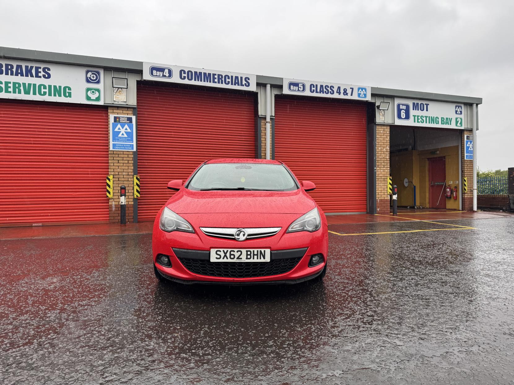 Vauxhall Astra GTC 1.4T 16V SRi Coupe 3dr Petrol Manual Euro 5 (s/s) (120 ps)