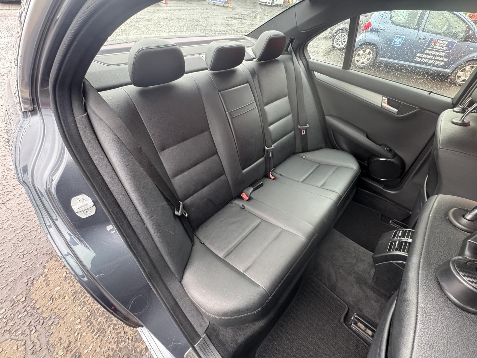 Mercedes-Benz C Class 1.8 C180K Sport Saloon 4dr Petrol Auto Euro 4 (156 ps)