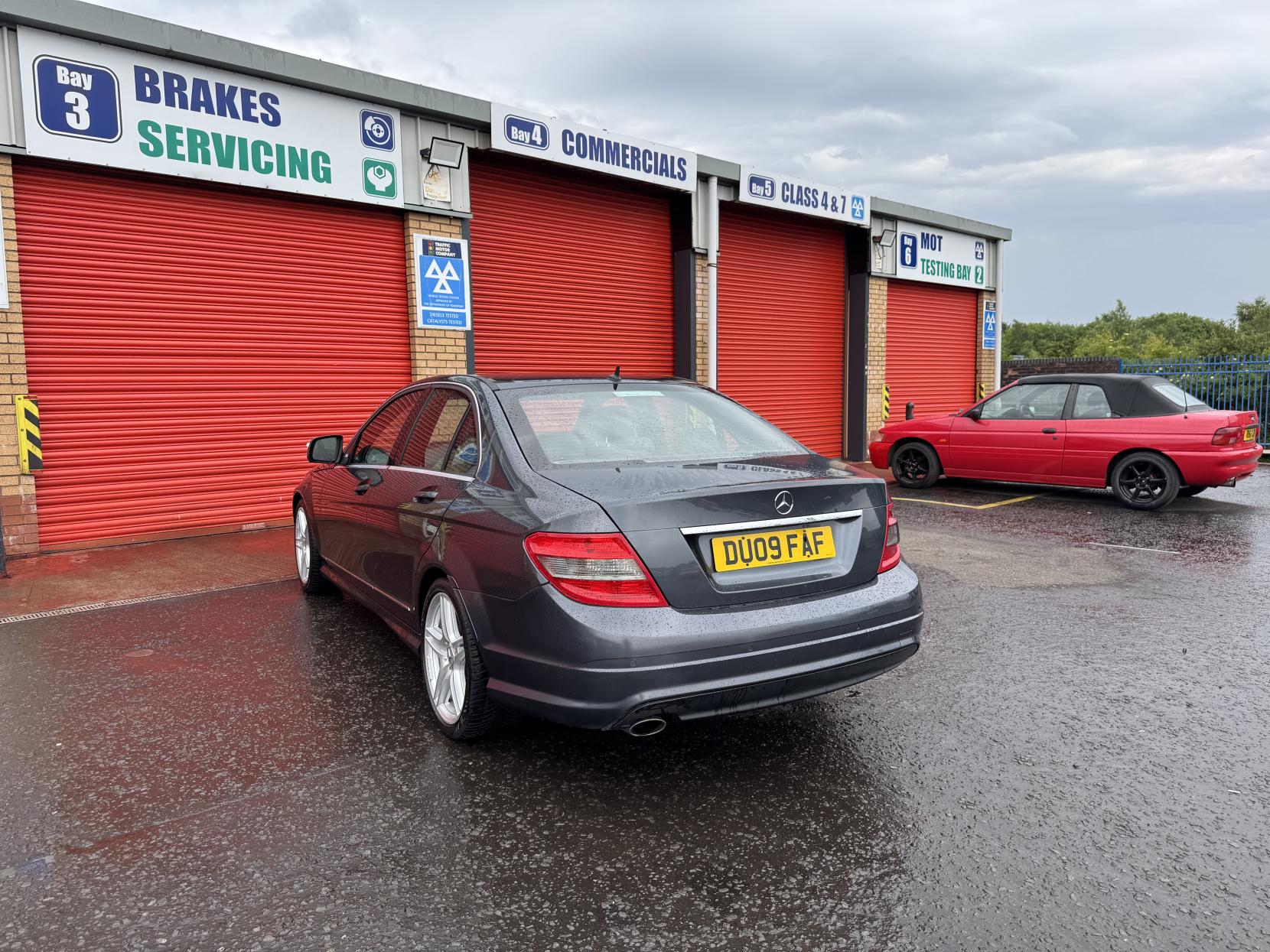Mercedes-Benz C Class 1.8 C180K Sport Saloon 4dr Petrol Auto Euro 4 (156 ps)