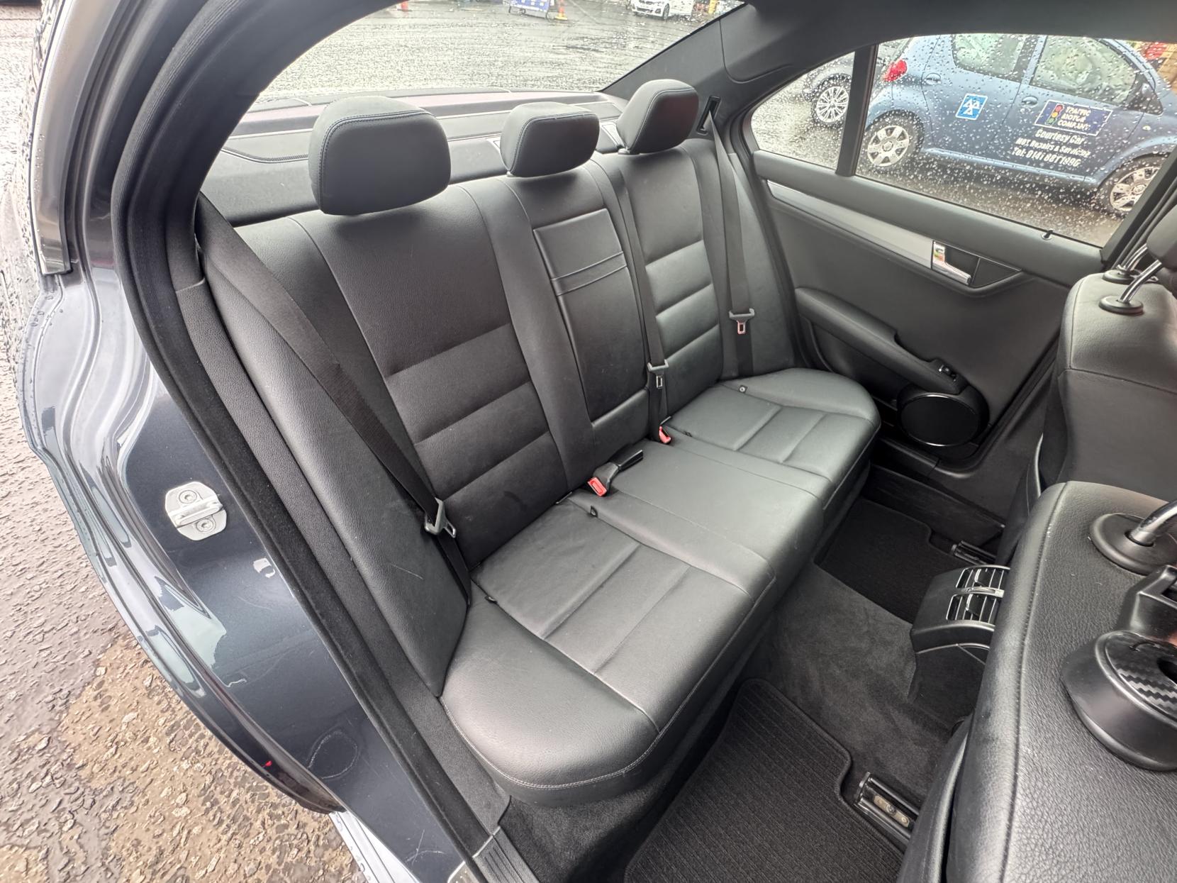 Mercedes-Benz C Class 1.8 C180K Sport Saloon 4dr Petrol Auto Euro 4 (156 ps)