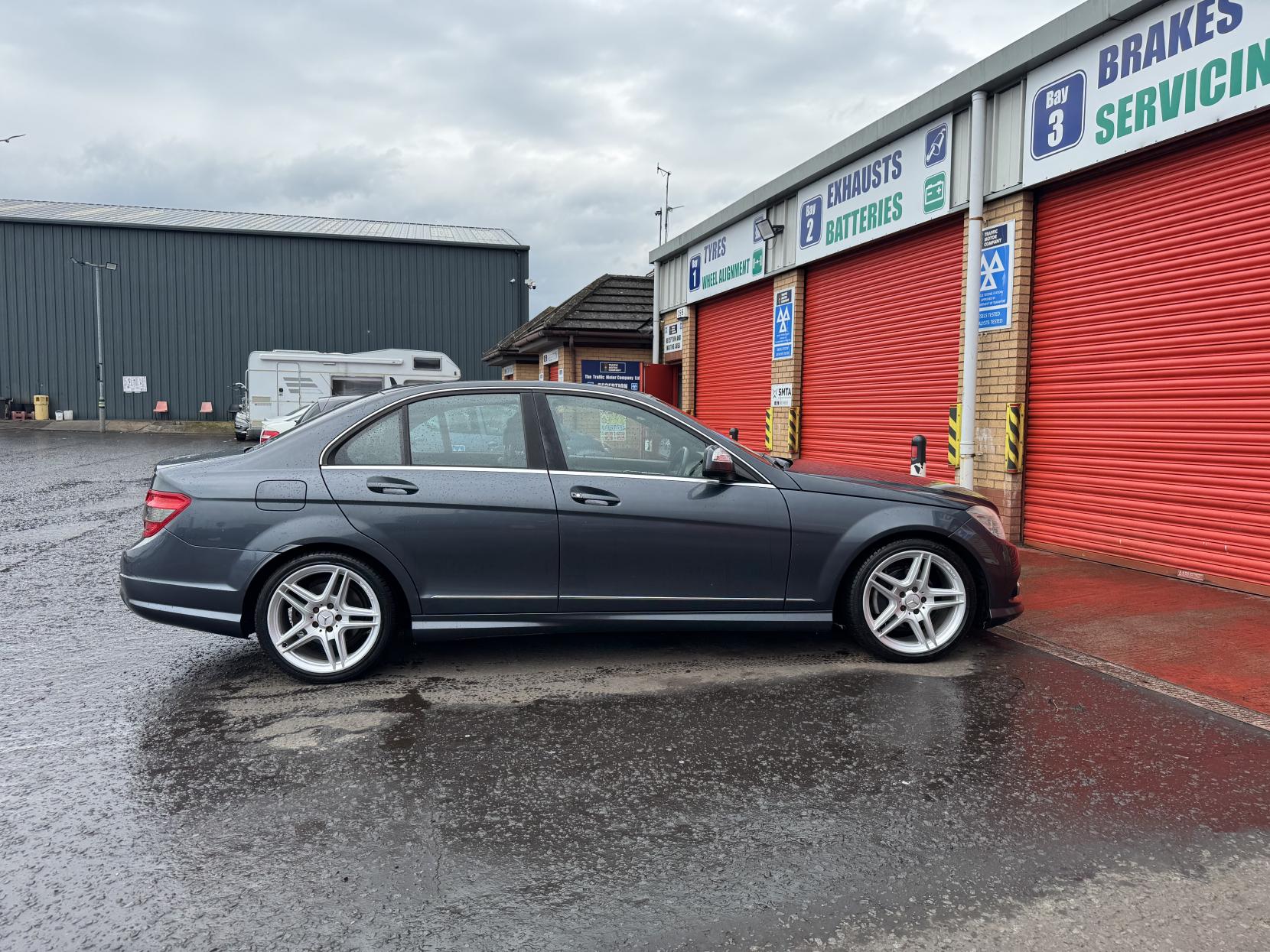 Mercedes-Benz C Class 1.8 C180K Sport Saloon 4dr Petrol Auto Euro 4 (156 ps)