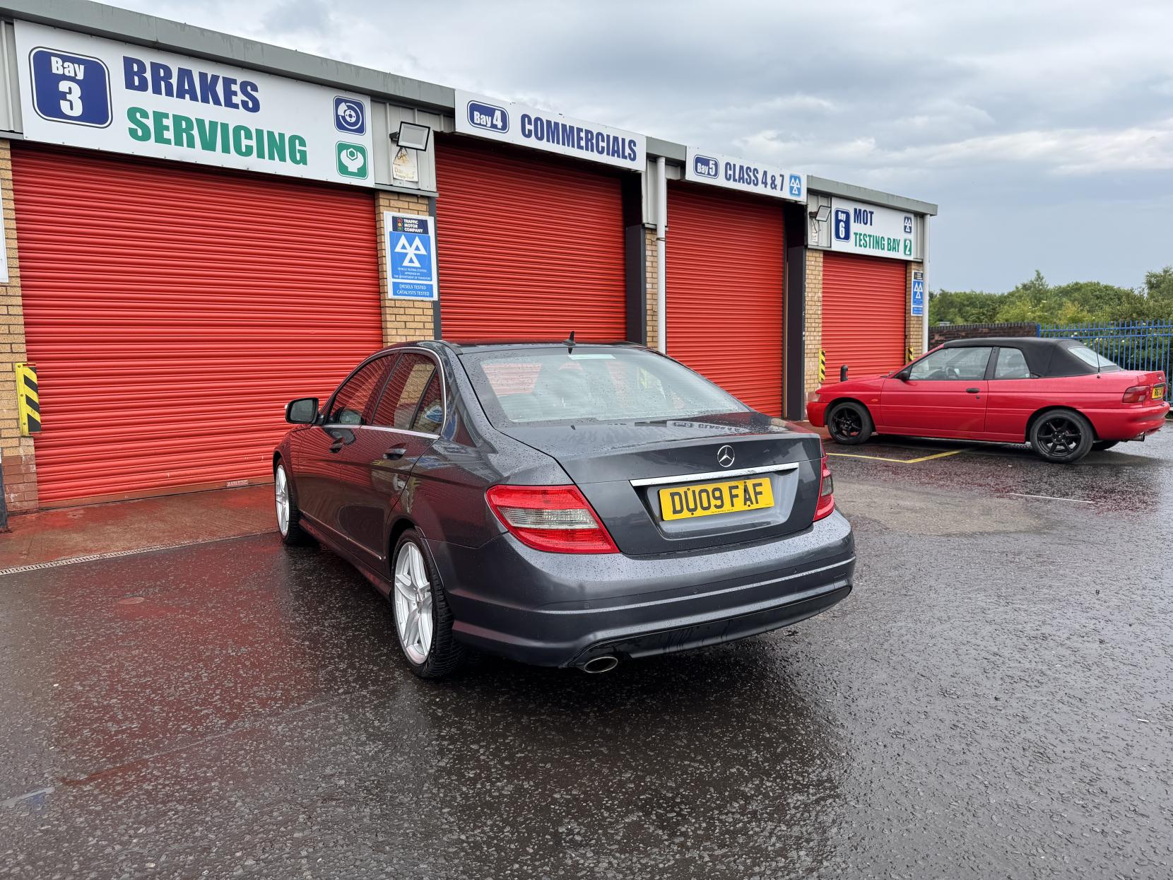 Mercedes-Benz C Class 1.8 C180K Sport Saloon 4dr Petrol Auto Euro 4 (156 ps)