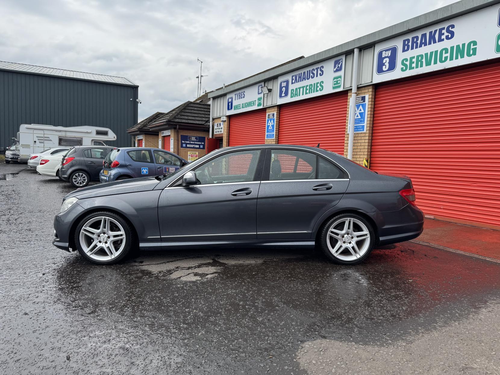 Mercedes-Benz C Class 1.8 C180K Sport Saloon 4dr Petrol Auto Euro 4 (156 ps)
