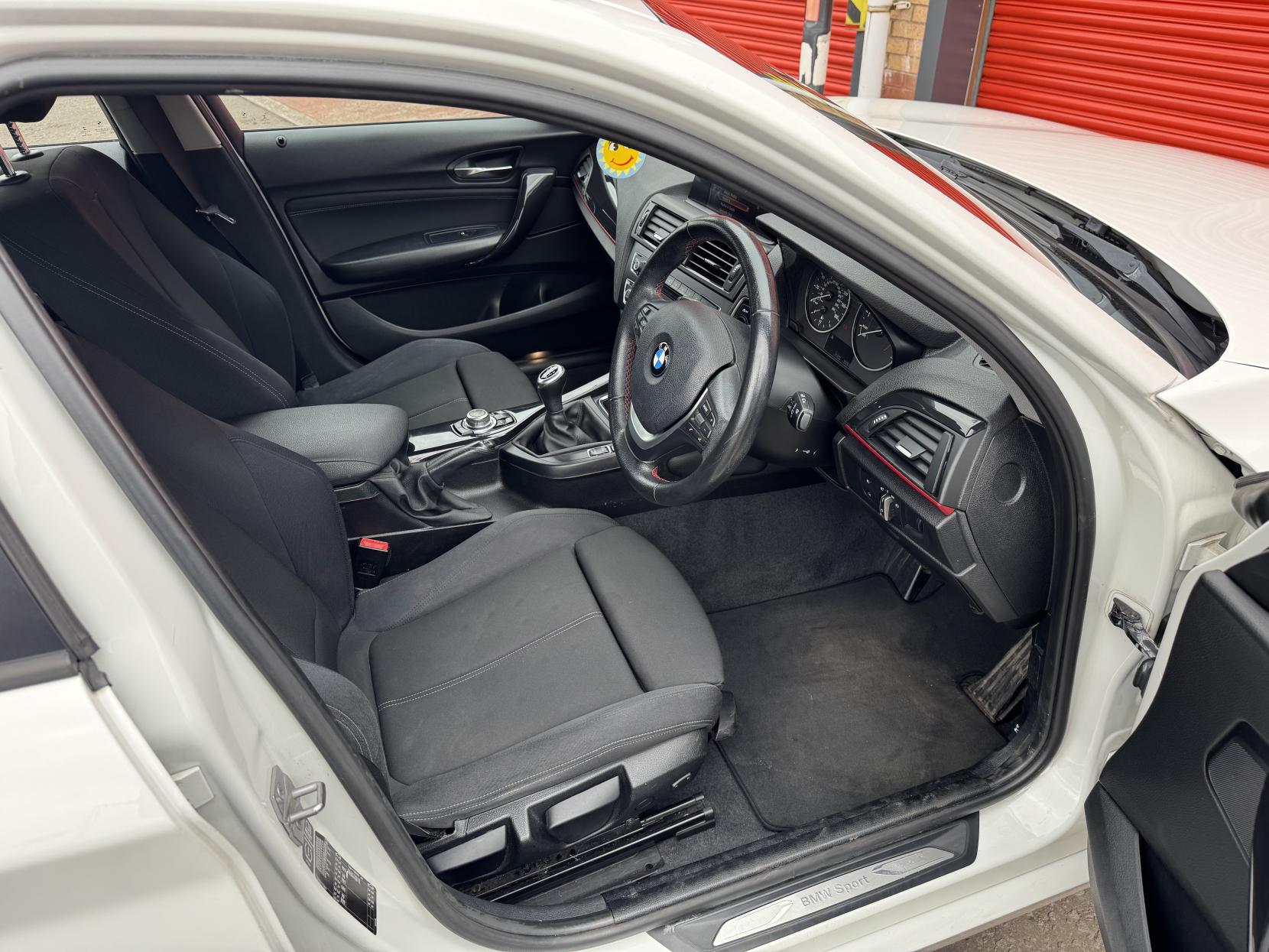 BMW 1 Series 1.6 116i Sport Hatchback 5dr Petrol Manual Euro 6 (s/s) (136 ps)