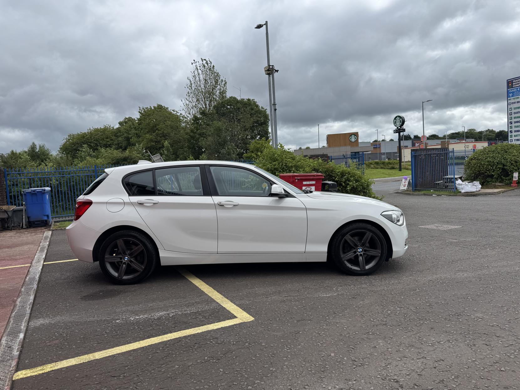 BMW 1 Series 1.6 116i Sport Hatchback 5dr Petrol Manual Euro 6 (s/s) (136 ps)
