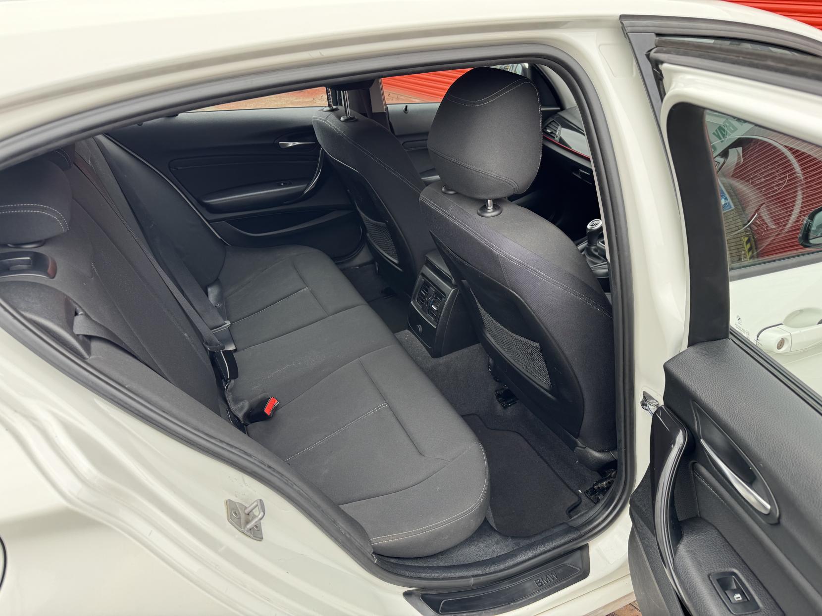 BMW 1 Series 1.6 116i Sport Hatchback 5dr Petrol Manual Euro 6 (s/s) (136 ps)