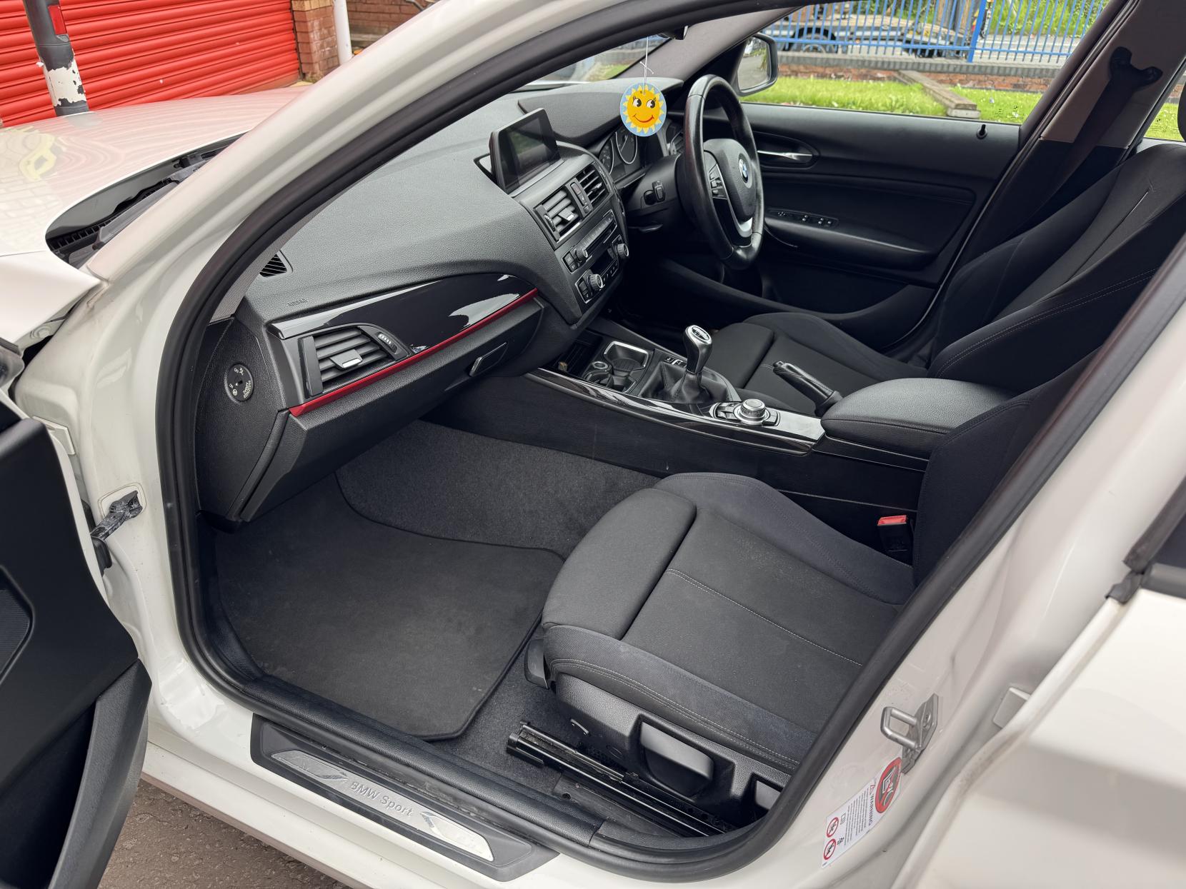 BMW 1 Series 1.6 116i Sport Hatchback 5dr Petrol Manual Euro 6 (s/s) (136 ps)