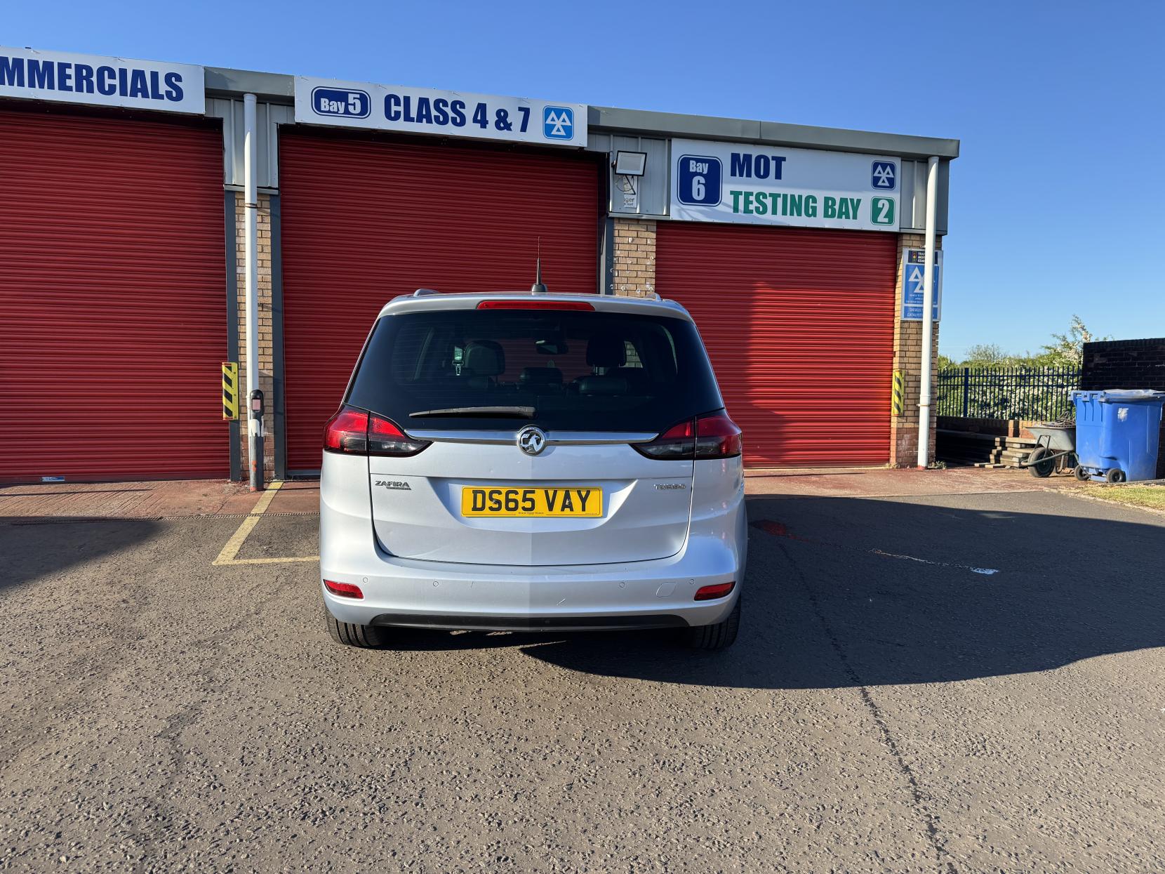 Vauxhall Zafira Tourer 1.4i Turbo SE MPV 5dr Petrol Manual Euro 6 (140 ps)