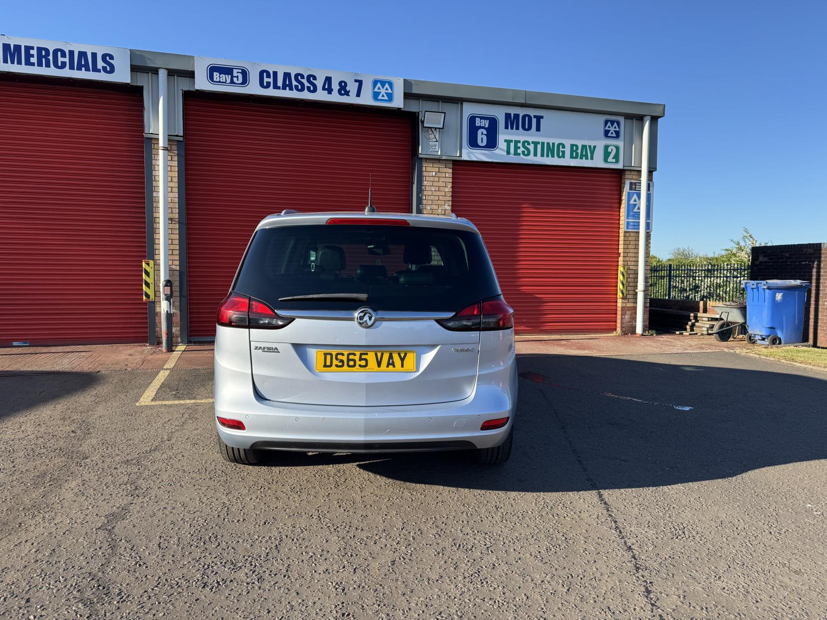 Vauxhall Zafira Tourer 1.4i Turbo SE MPV 5dr Petrol Manual Euro 6 (140 ps)