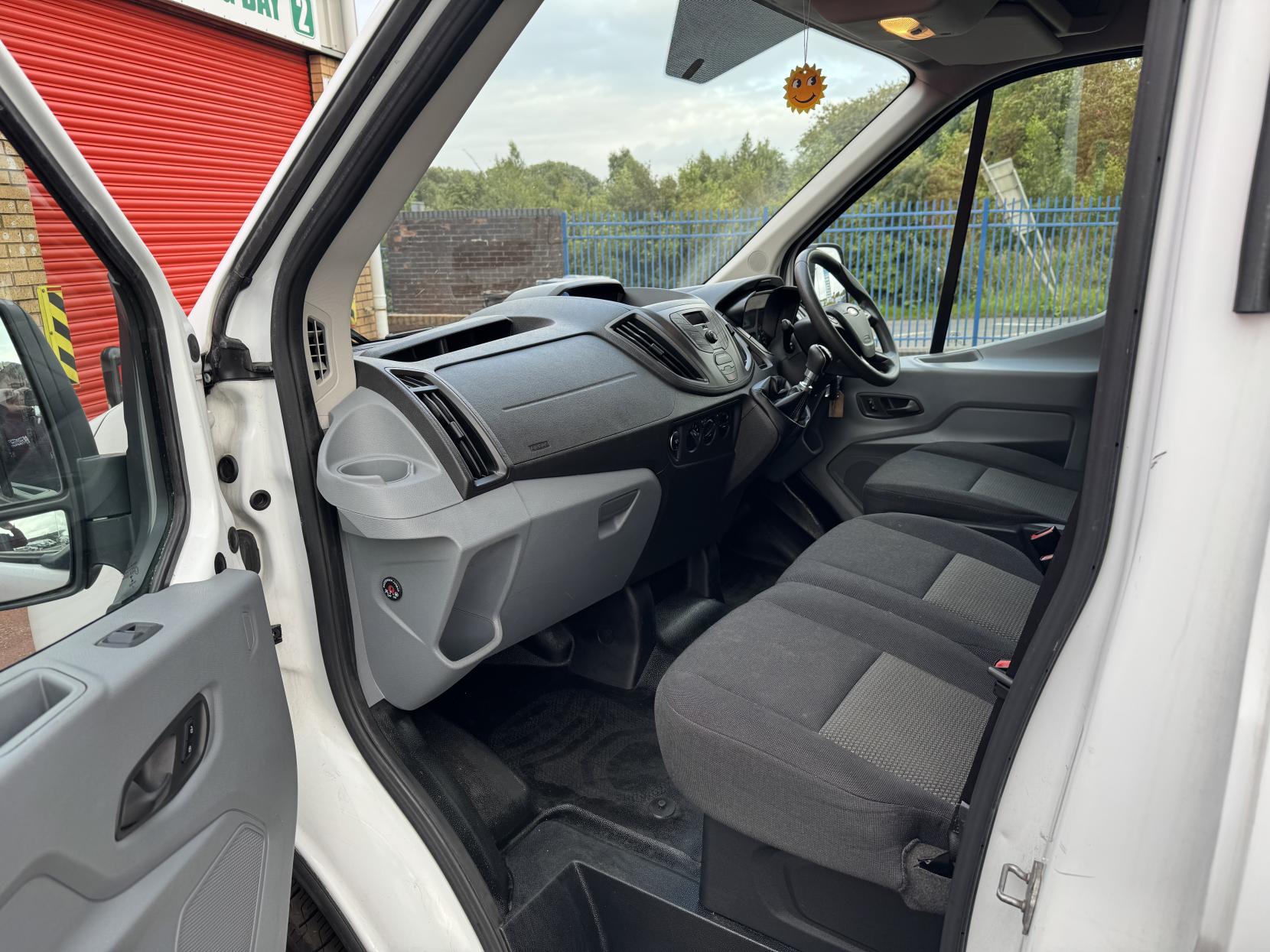 Ford Transit 2.0 350 EcoBlue Panel Van 5dr Diesel Manual RWD L3 H3 Euro 6 (130 ps)