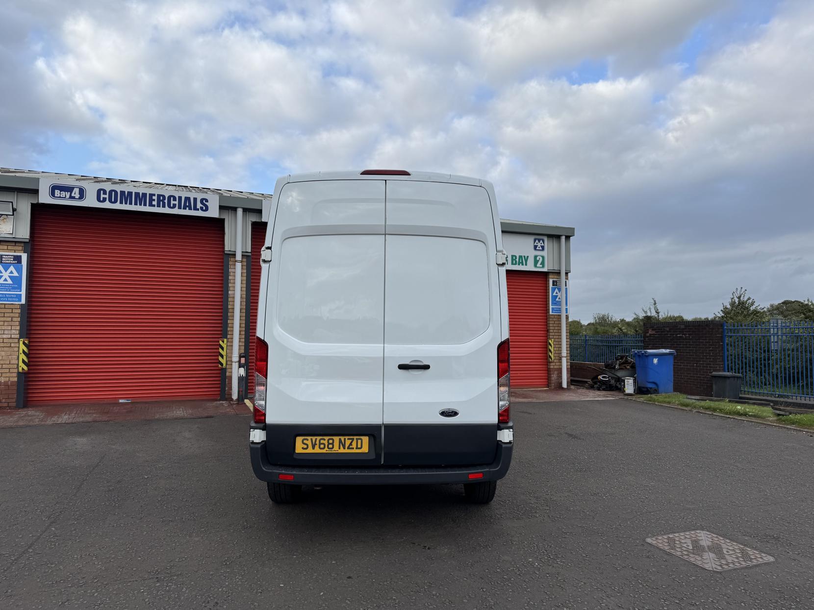 Ford Transit 2.0 350 EcoBlue Panel Van 5dr Diesel Manual RWD L3 H3 Euro 6 (130 ps)